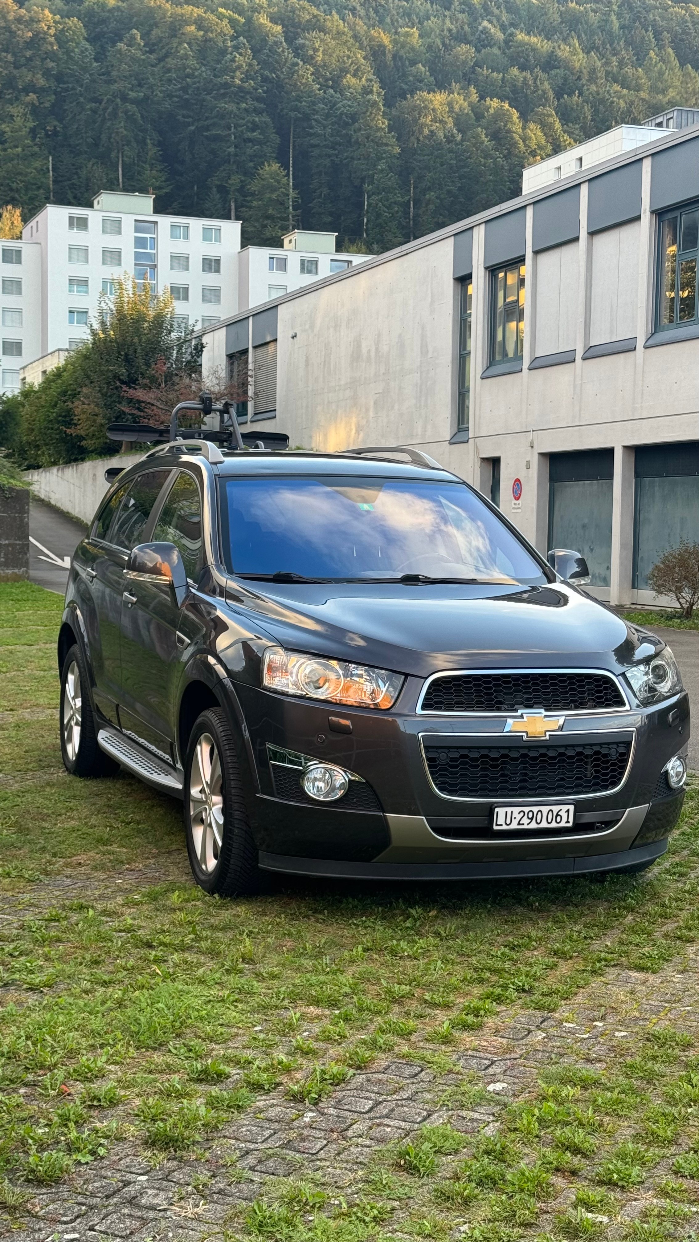 CHEVROLET Captiva 2.2 VCDi Louis Edition 4WD Automatic