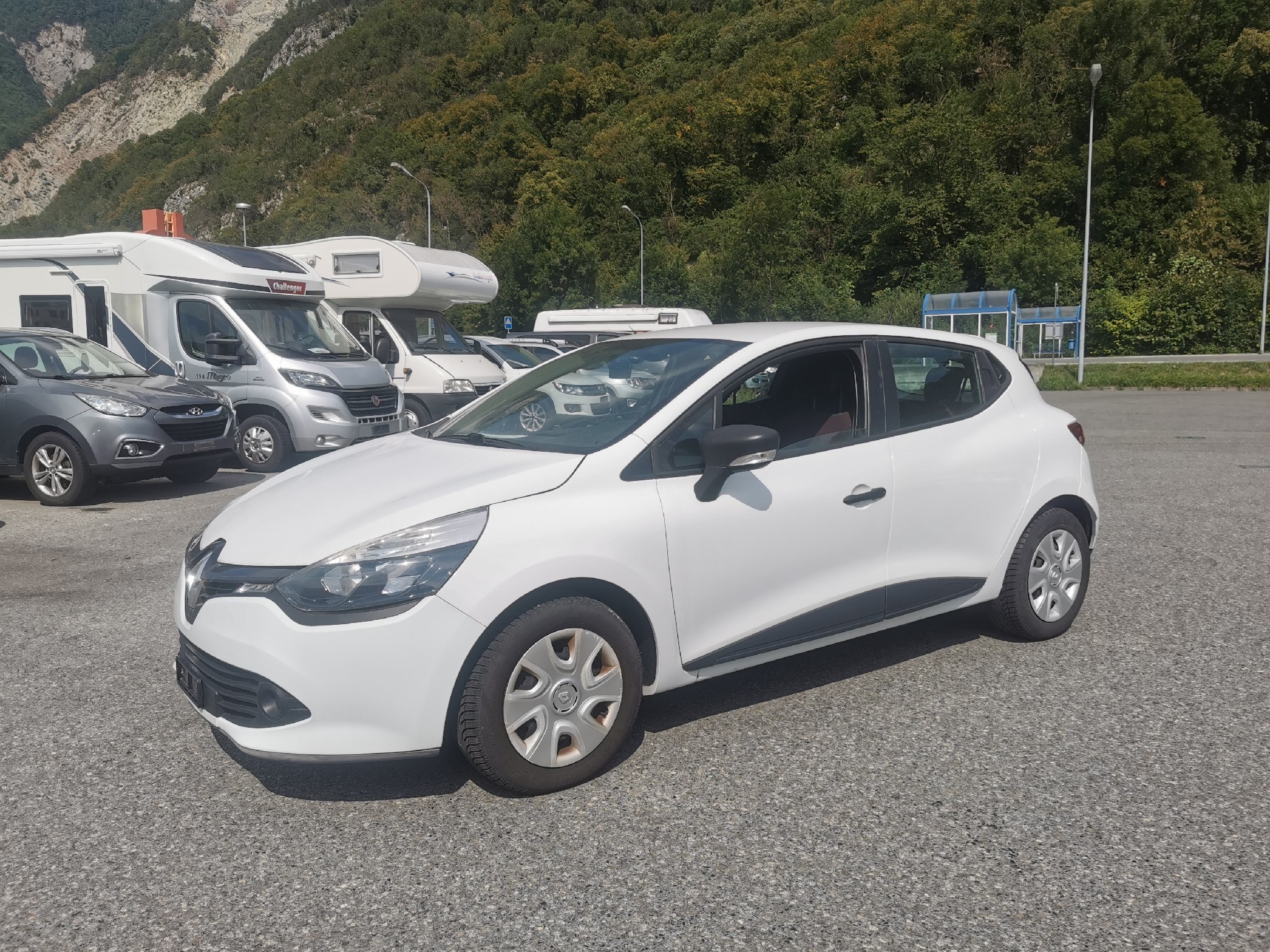 RENAULT Clio 1.2 16V Authentique