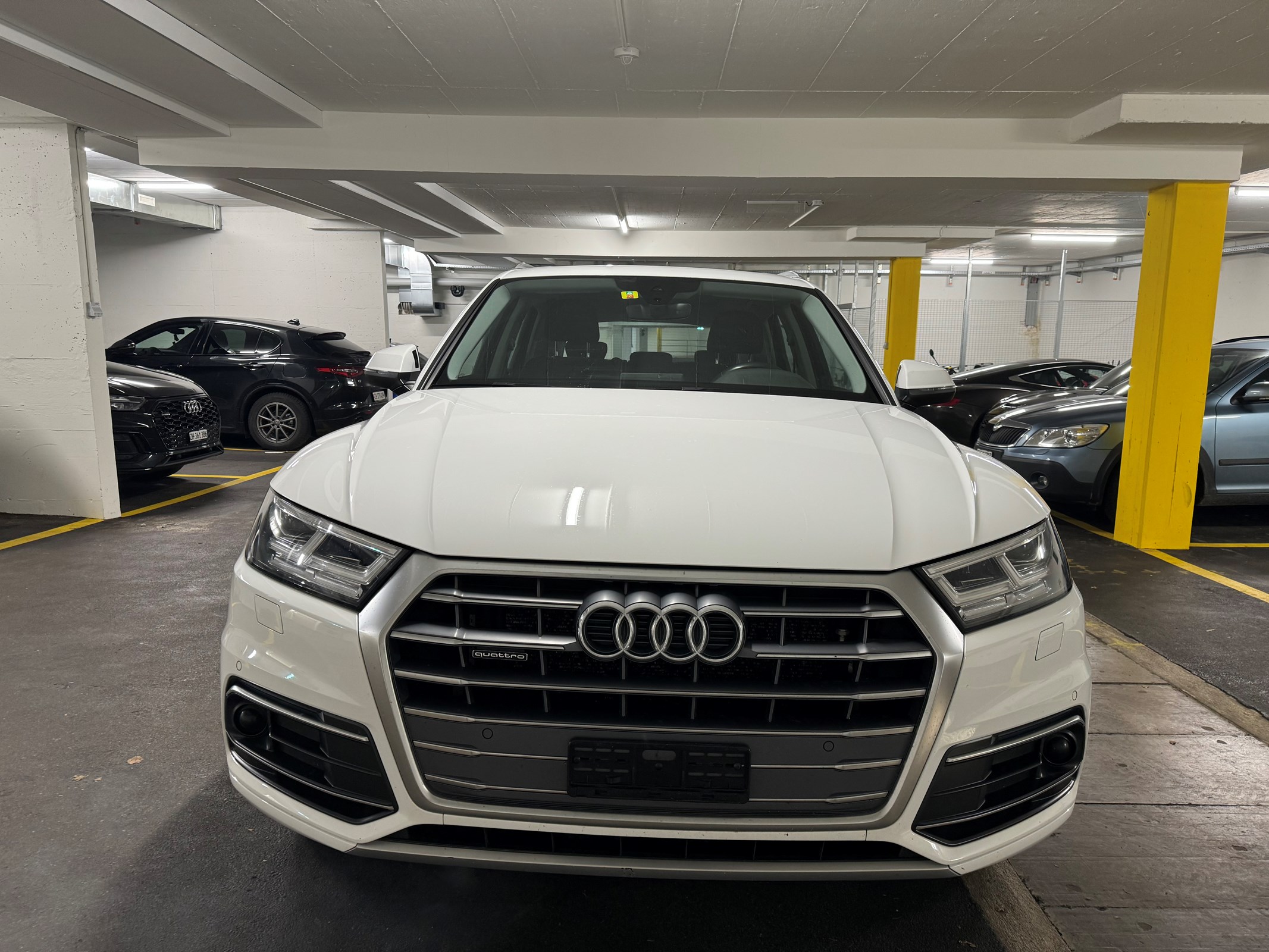 AUDI Q5 2.0 TDI sport quattro S-tronic