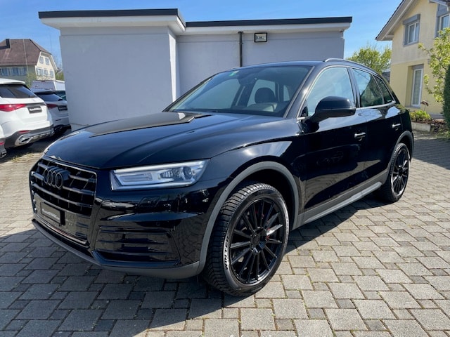 AUDI Q5 2.0 TDI quattro S-tronic