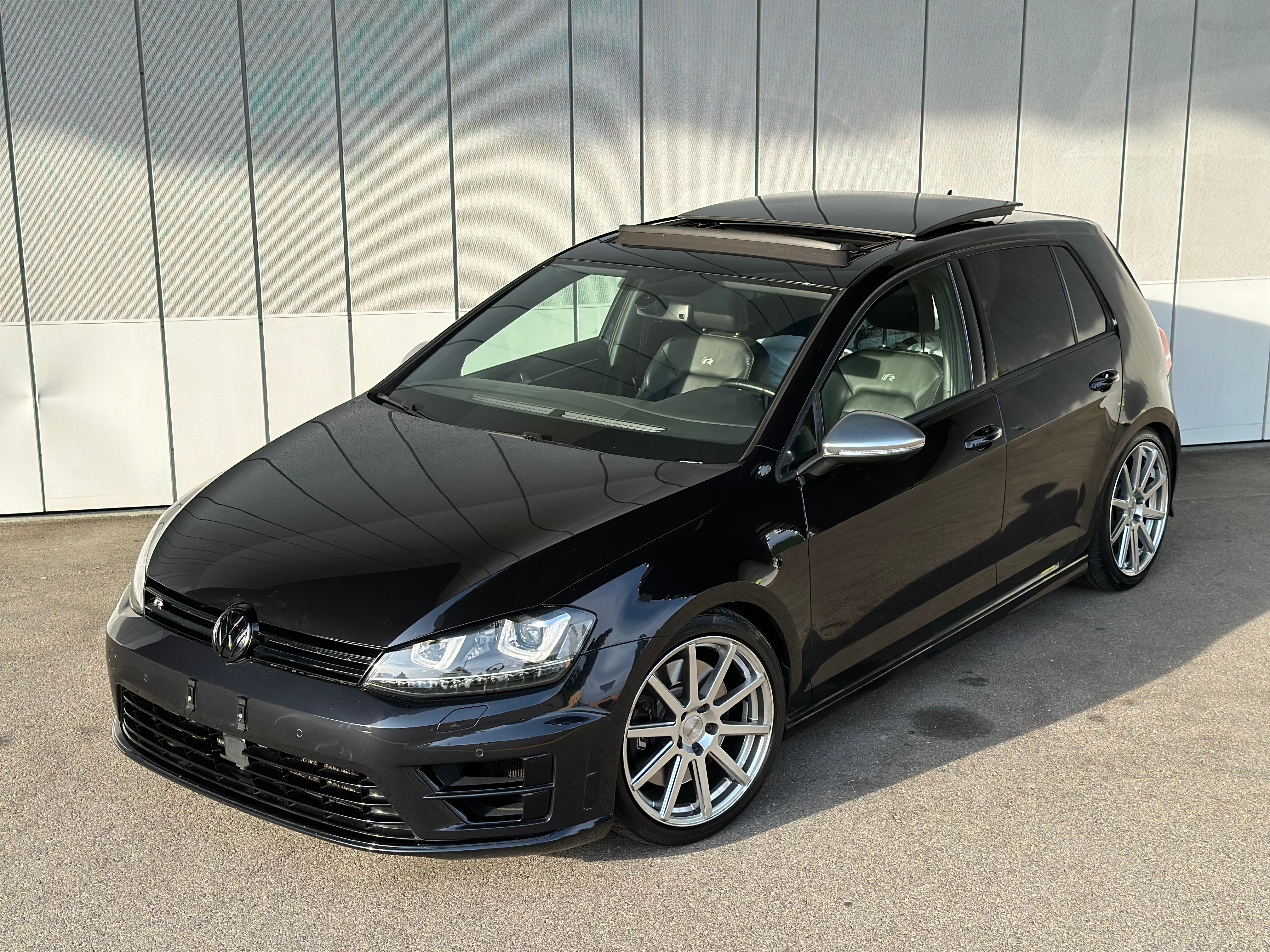 VW Golf 2.0 TSI R 4Motion DSG