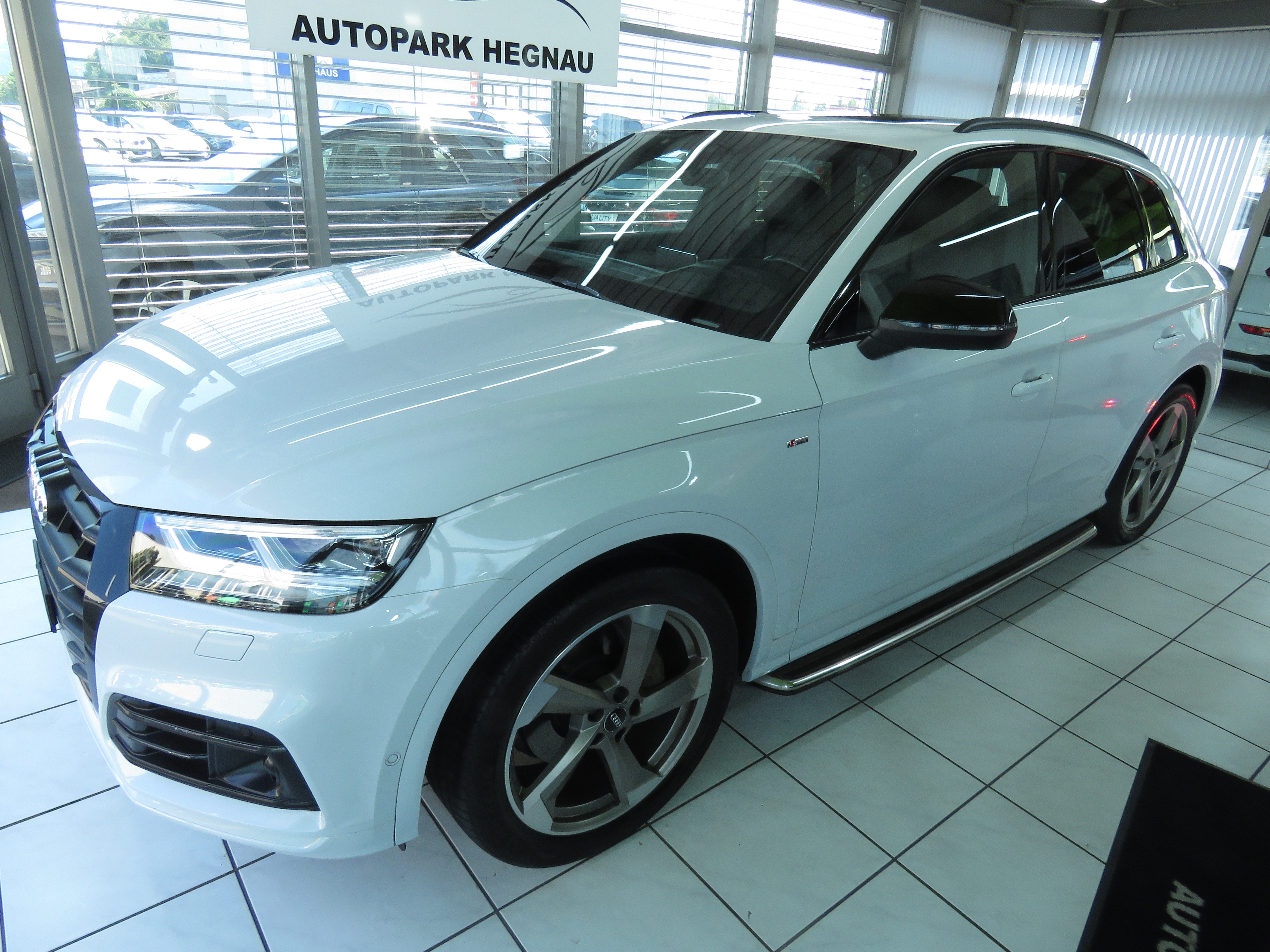 AUDI Q5 40 TDI sport Quattro S-tronic S-Line