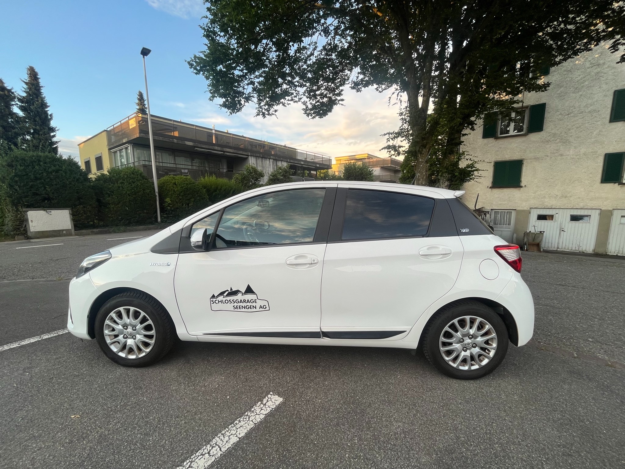 TOYOTA Yaris 1.5 VVT-i Hybrid Comfort e-CVT