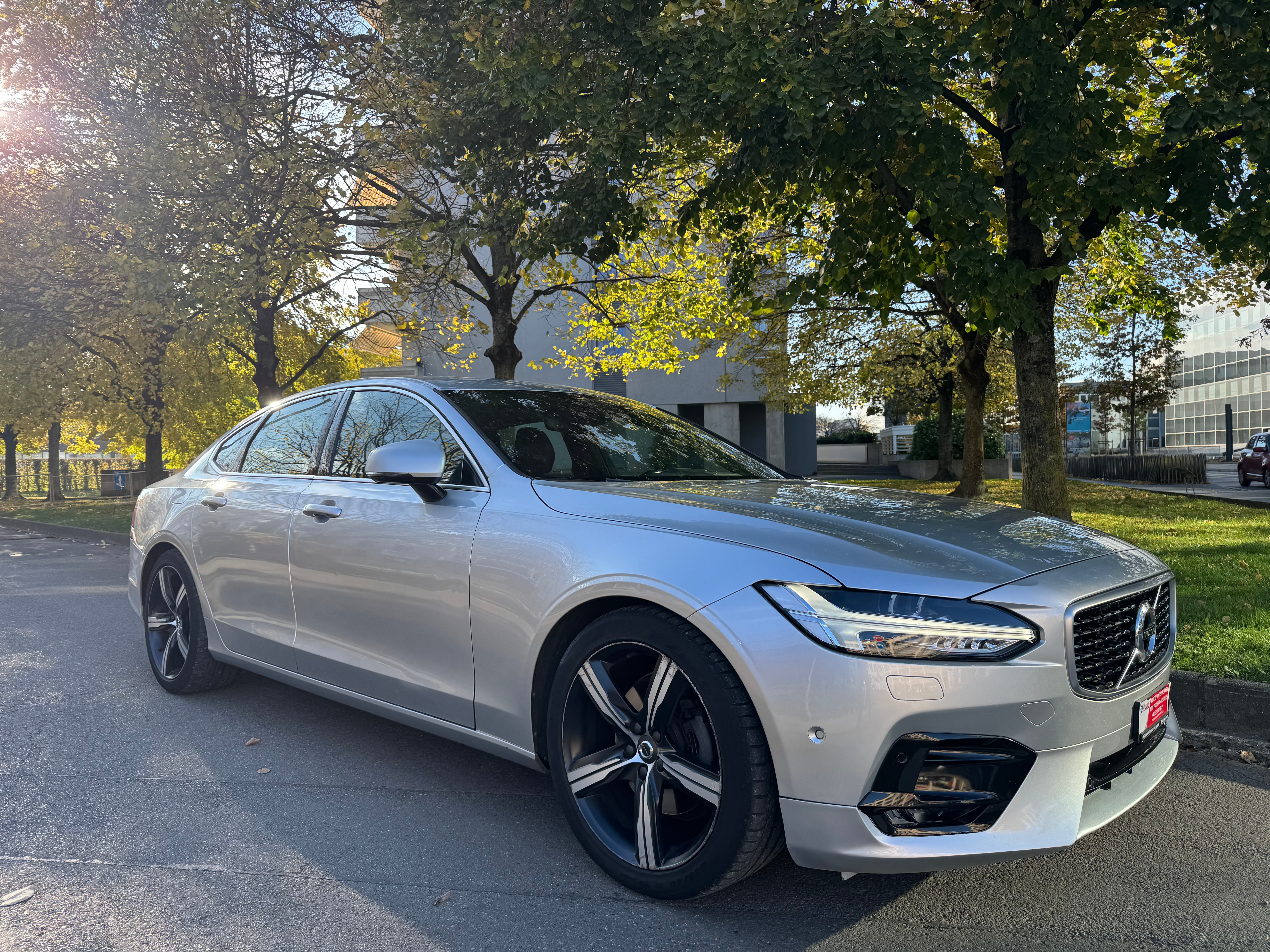 VOLVO S90 D4 R-Design Geartronic