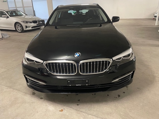 BMW 520d xDrive Touring Steptronic