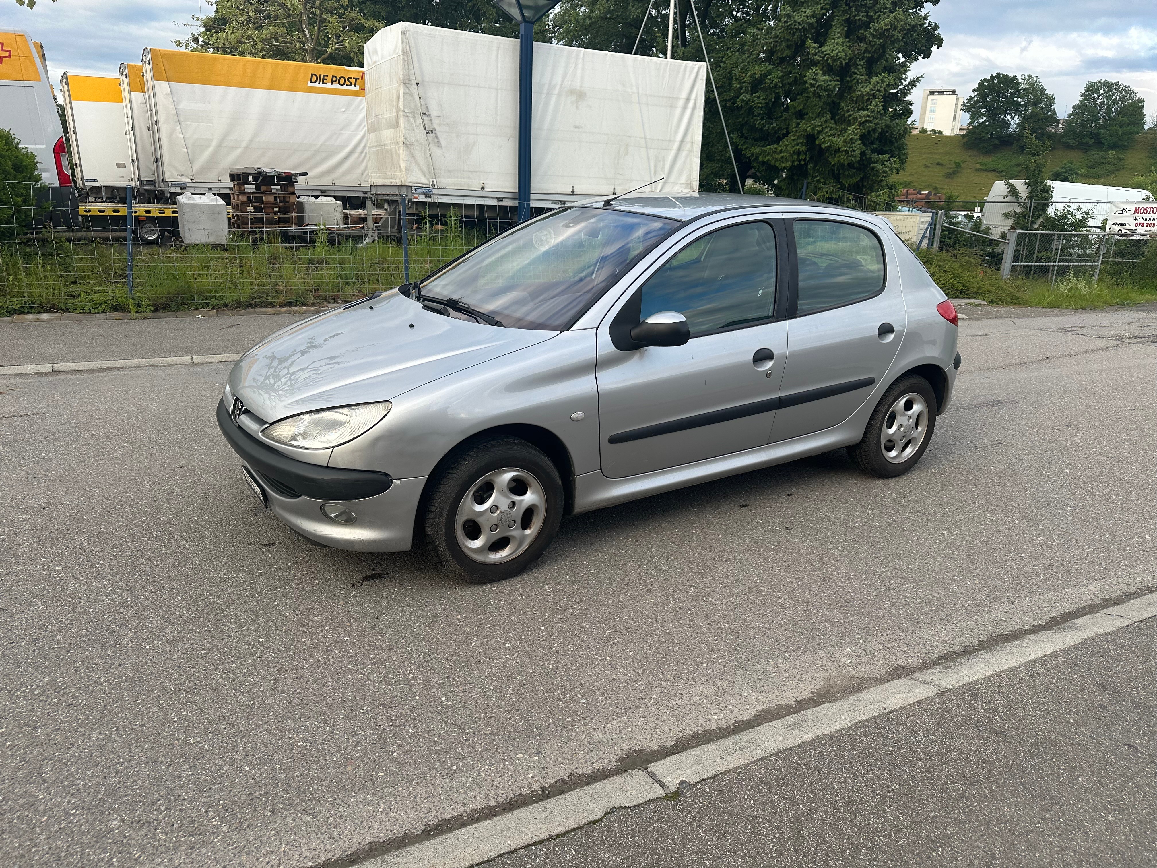 PEUGEOT 206 1.6