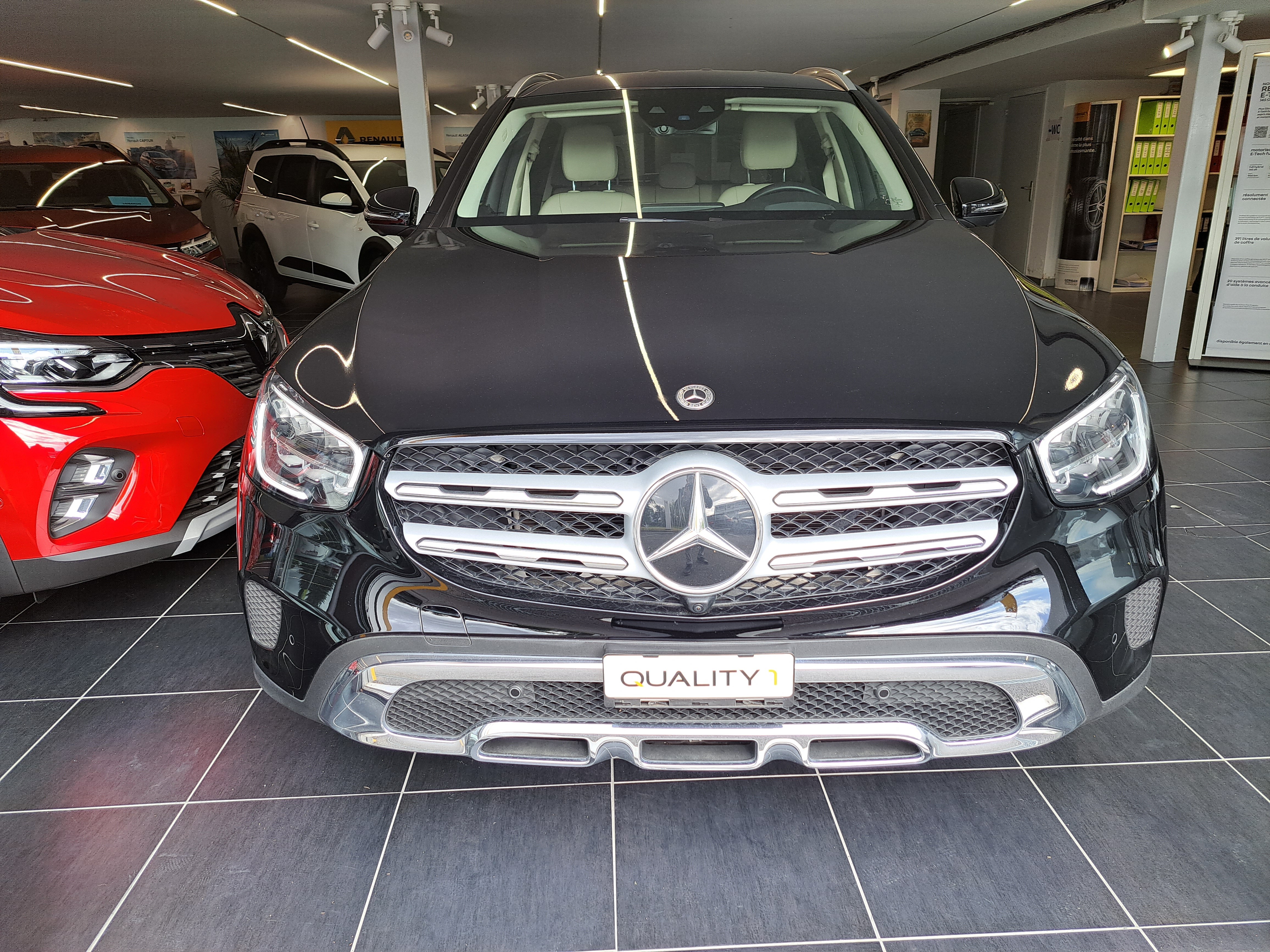 MERCEDES-BENZ GLC 300 e Off-Road 4Matic 9G-Tronic