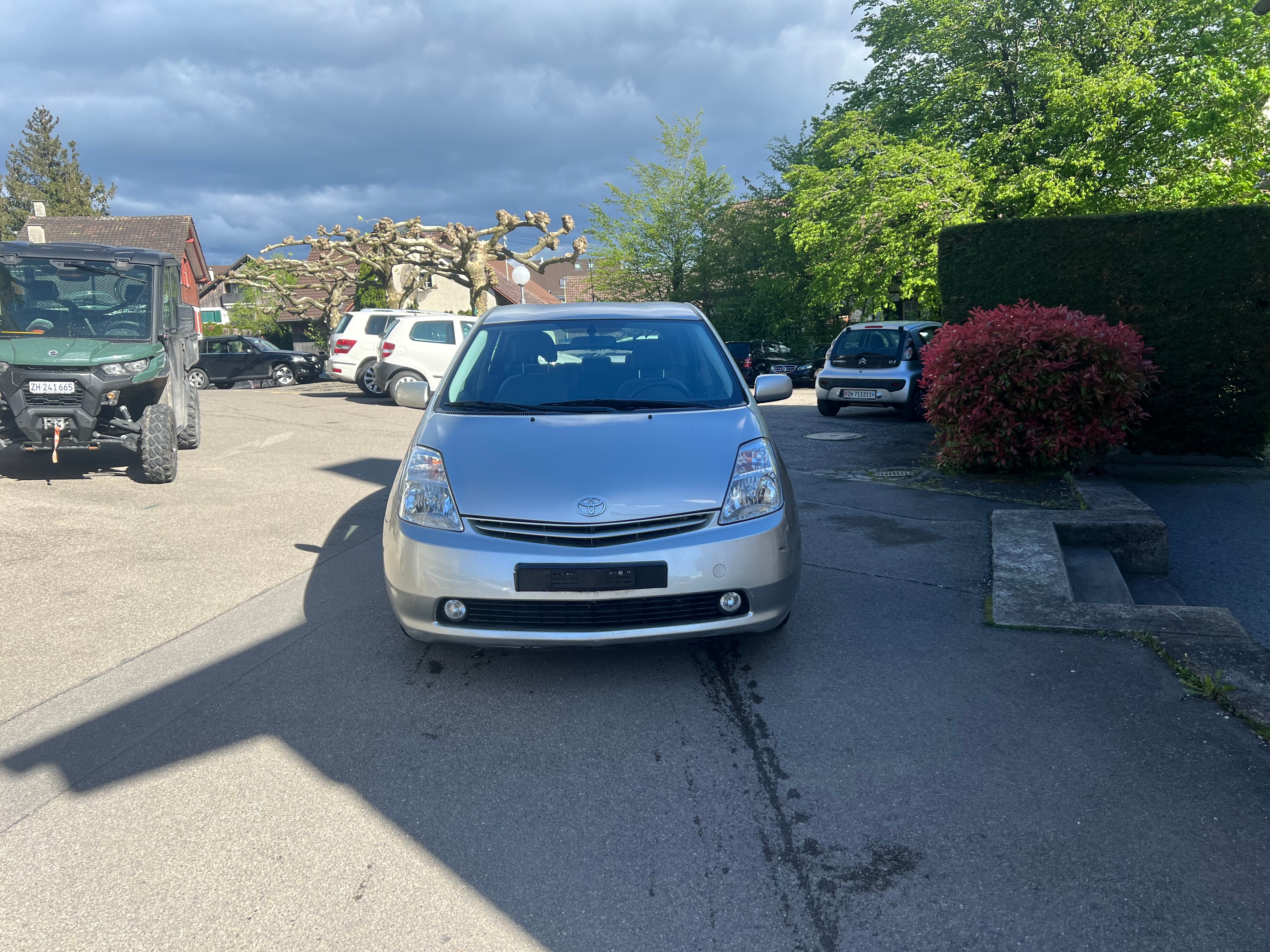 TOYOTA Prius 1.5 16V Hybrid