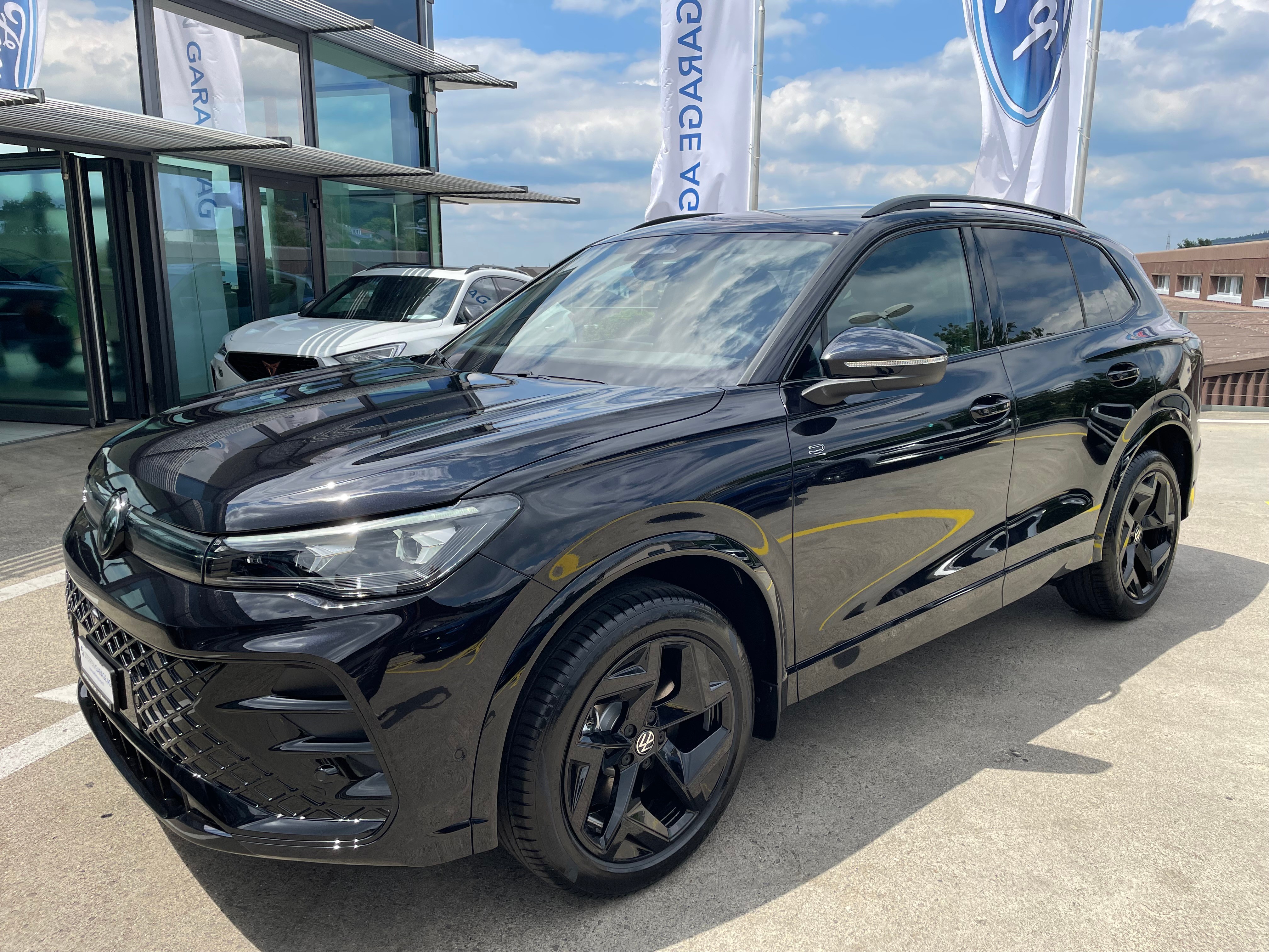 VW Tiguan 2.0TDI R-Line 4M