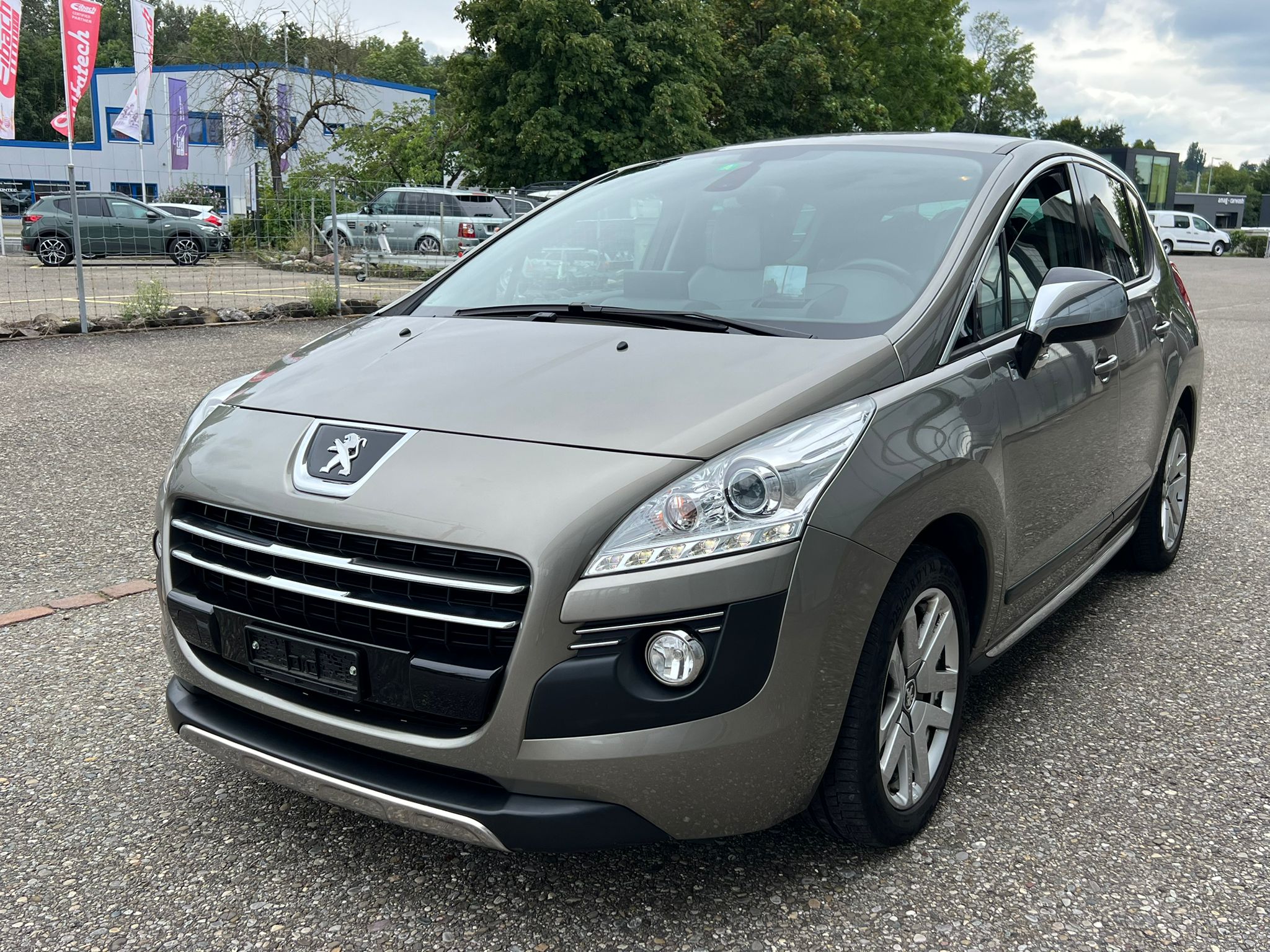 PEUGEOT 3008 HYbrid4 2.0 HDI EGS6