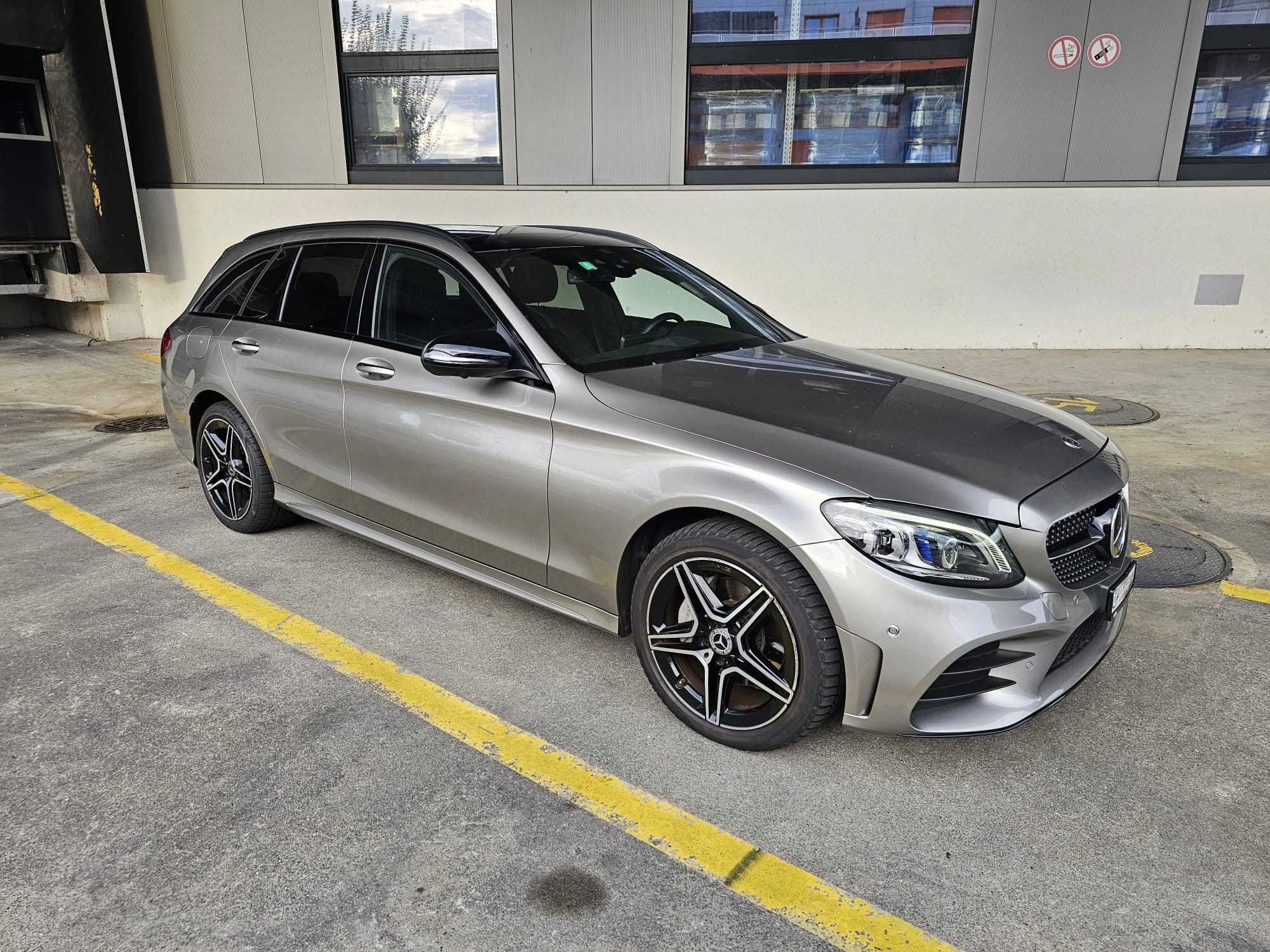 MERCEDES-BENZ C 220 d AMG Line 4Matic 9G-Tronic