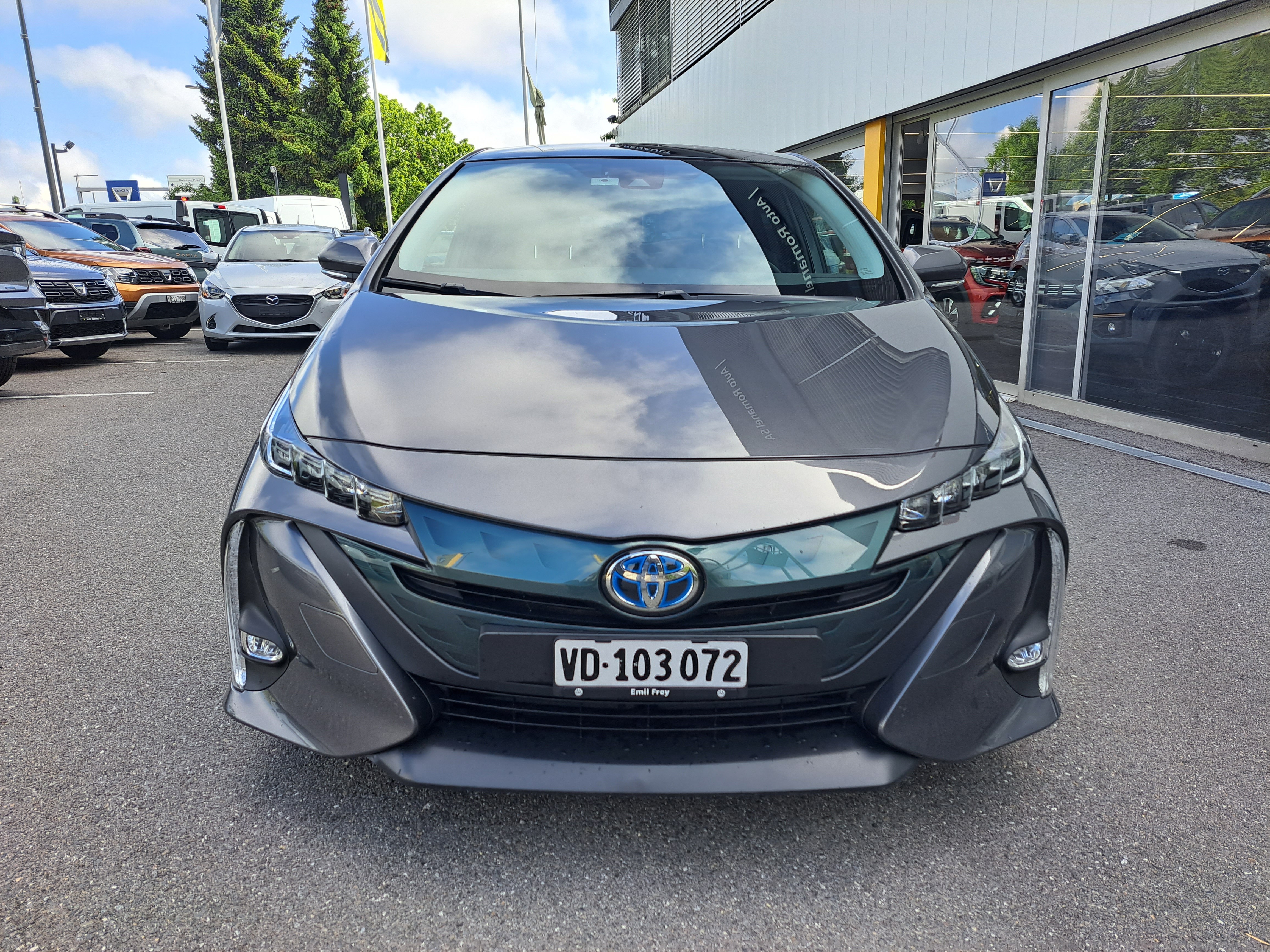 TOYOTA Prius 1.8 VVT-i Plug-in Hybrid Solar