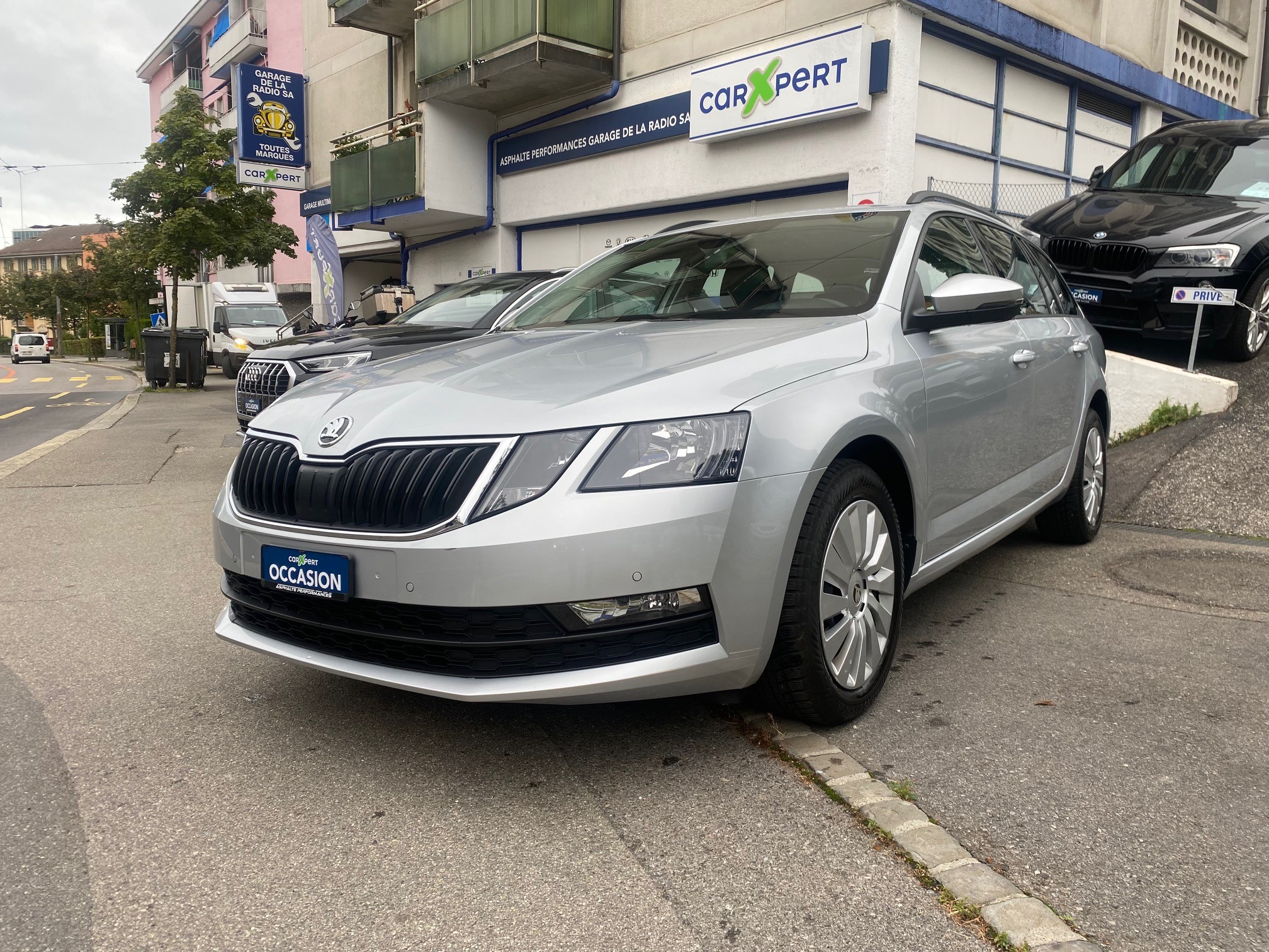 SKODA Octavia Combi 1.5 TSI Ambition DSG