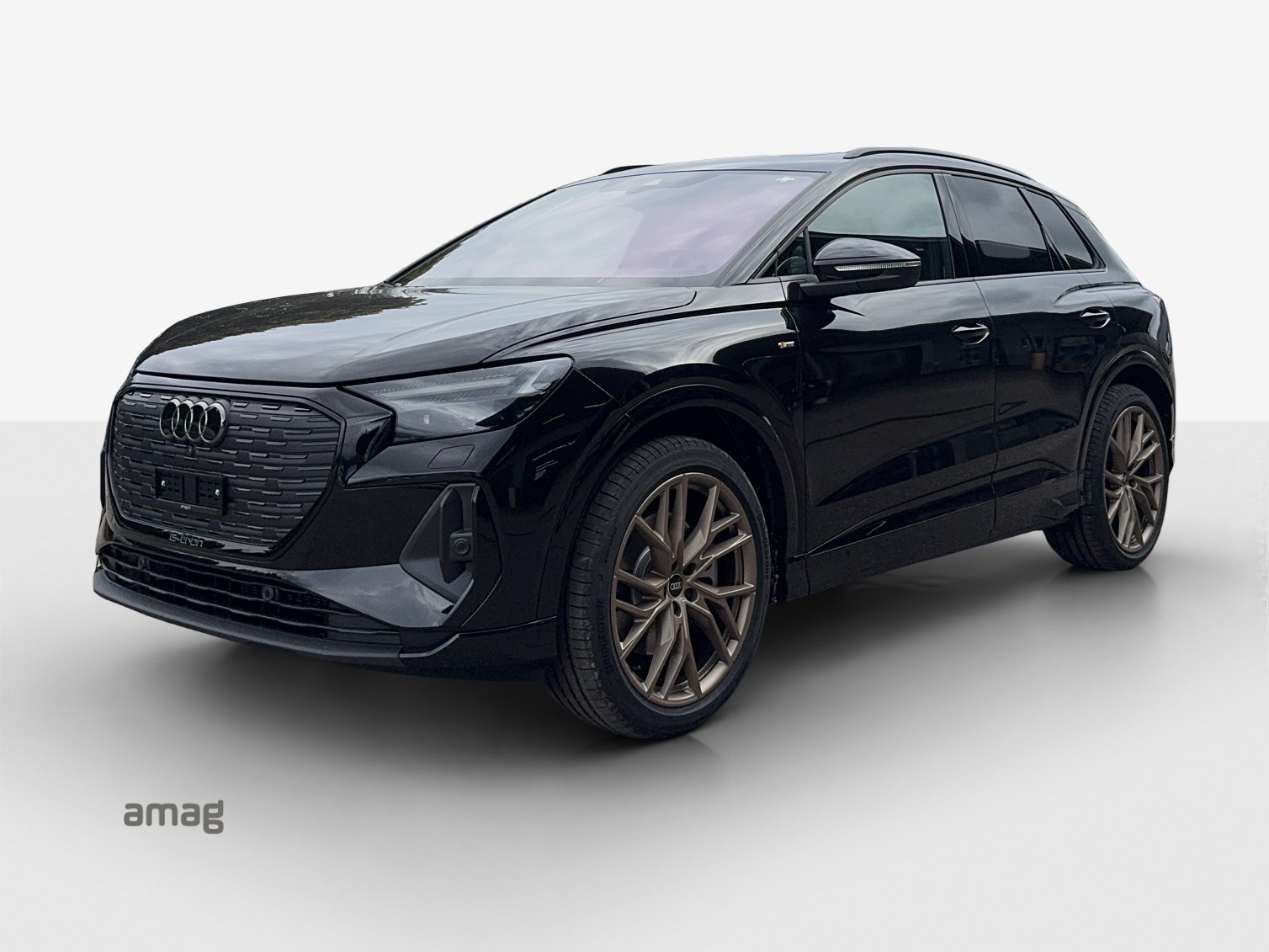 AUDI Q4 e-tron 55 quattro