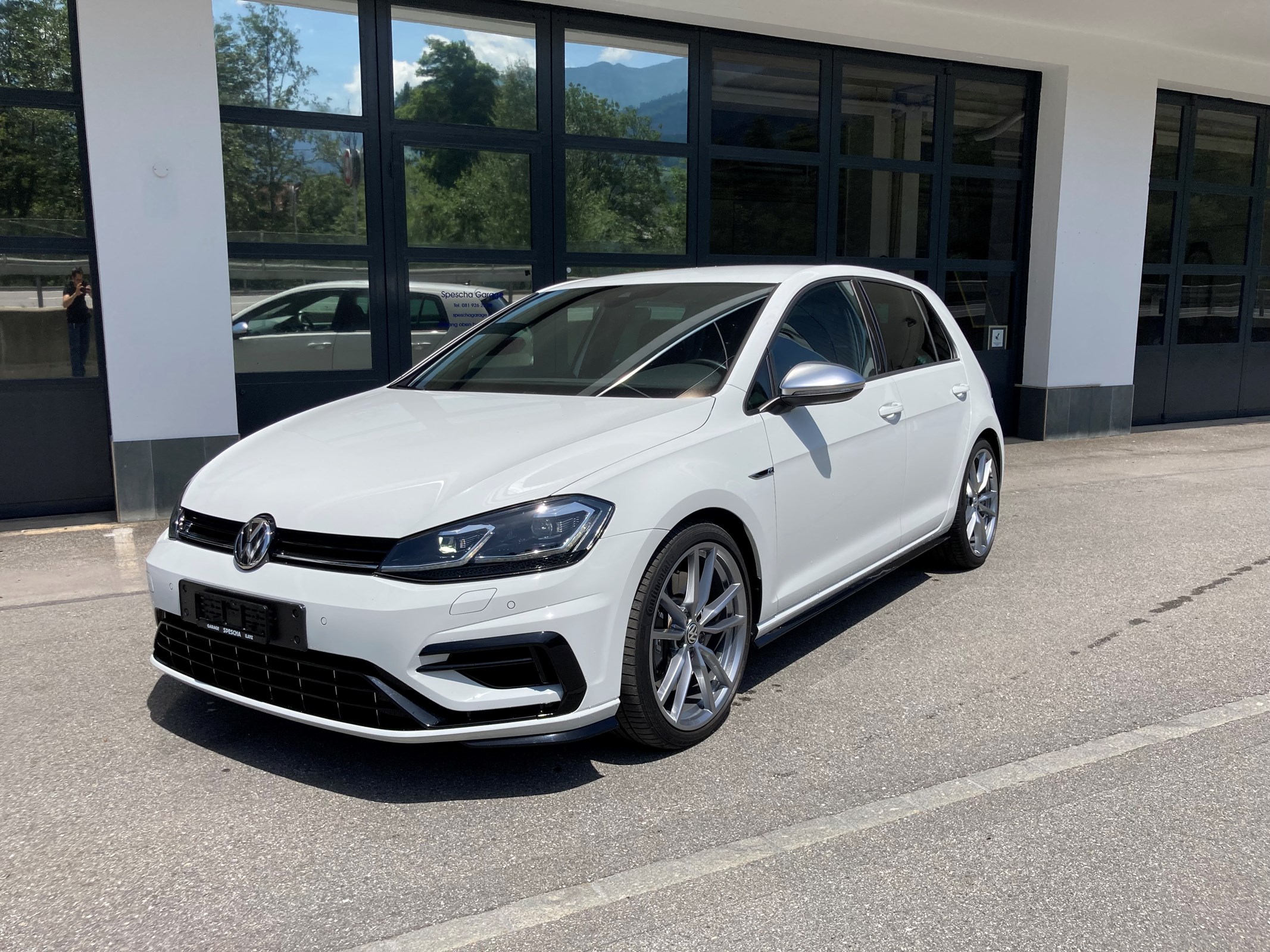 VW Golf 2.0 TSI R 4Motion DSG