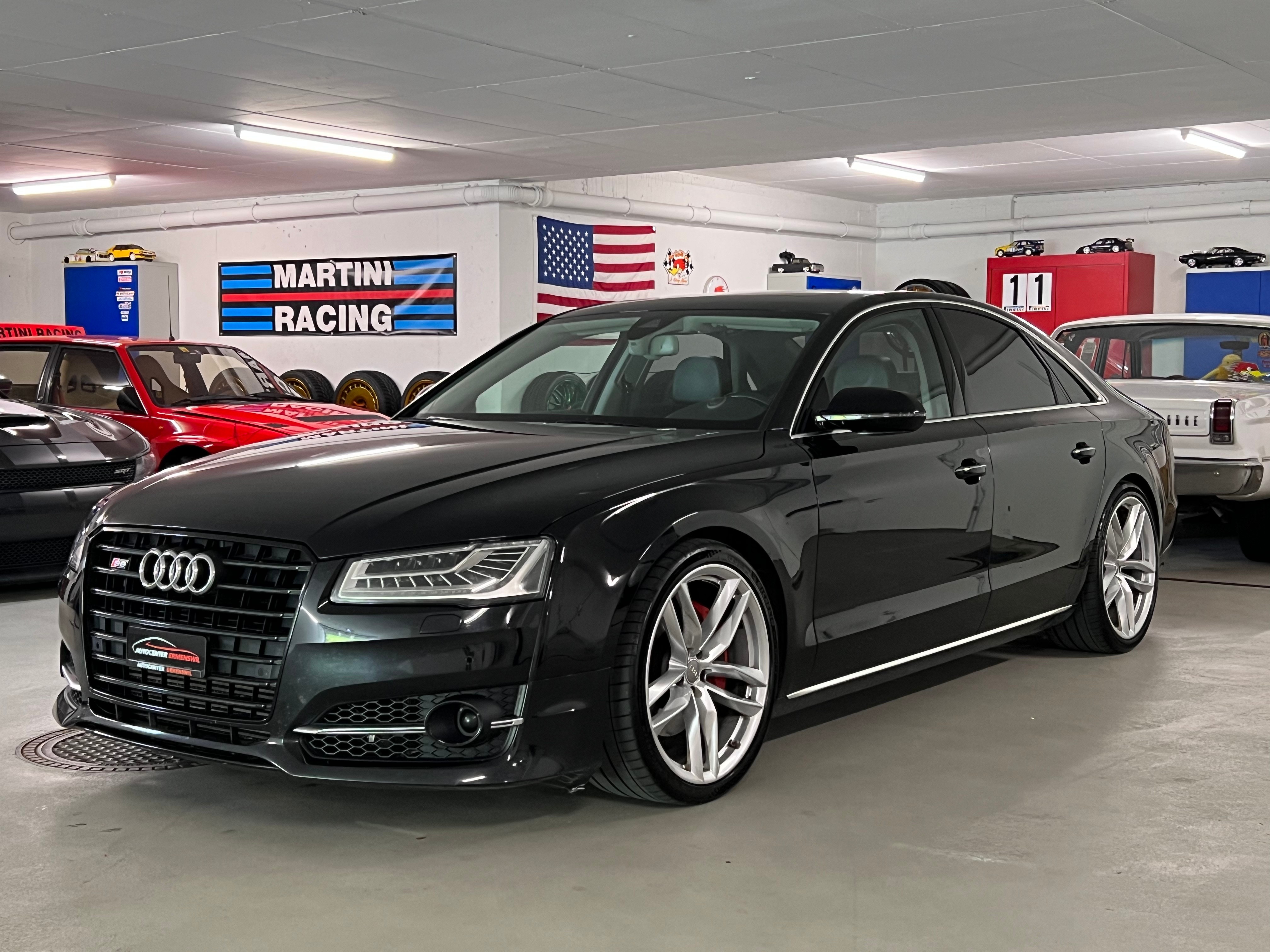 AUDI A8 3.0 TDI quattro tiptronic