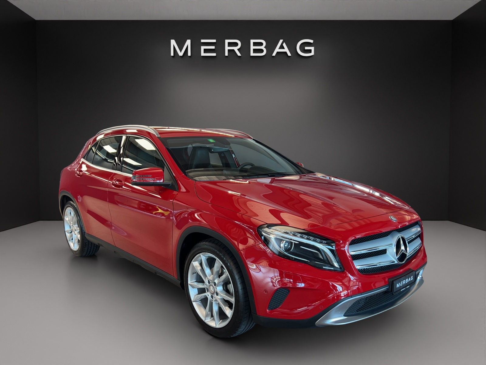 MERCEDES-BENZ GLA 200 Urban