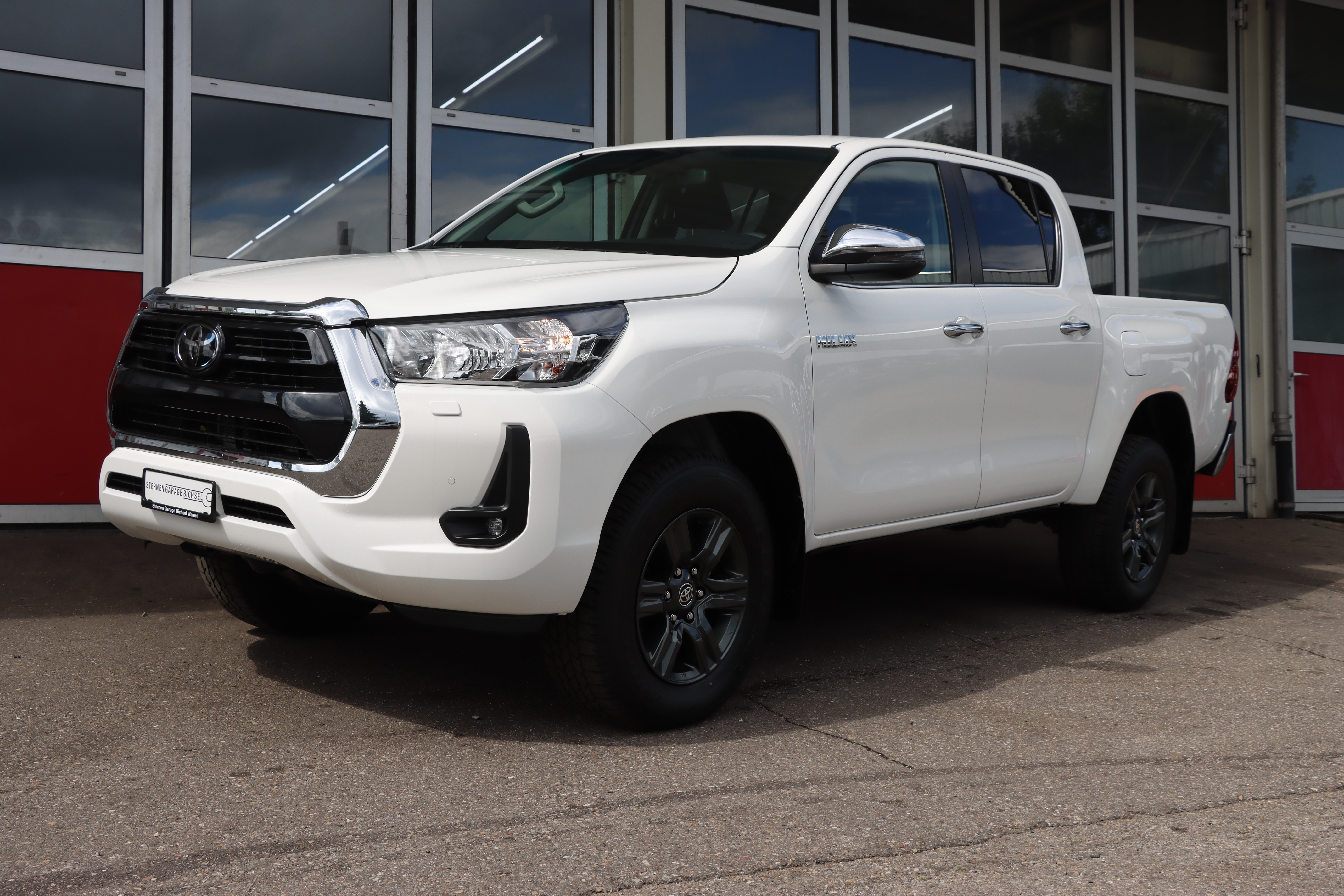 TOYOTA Hilux 2.4D-4D Style DoubleCab 4x4