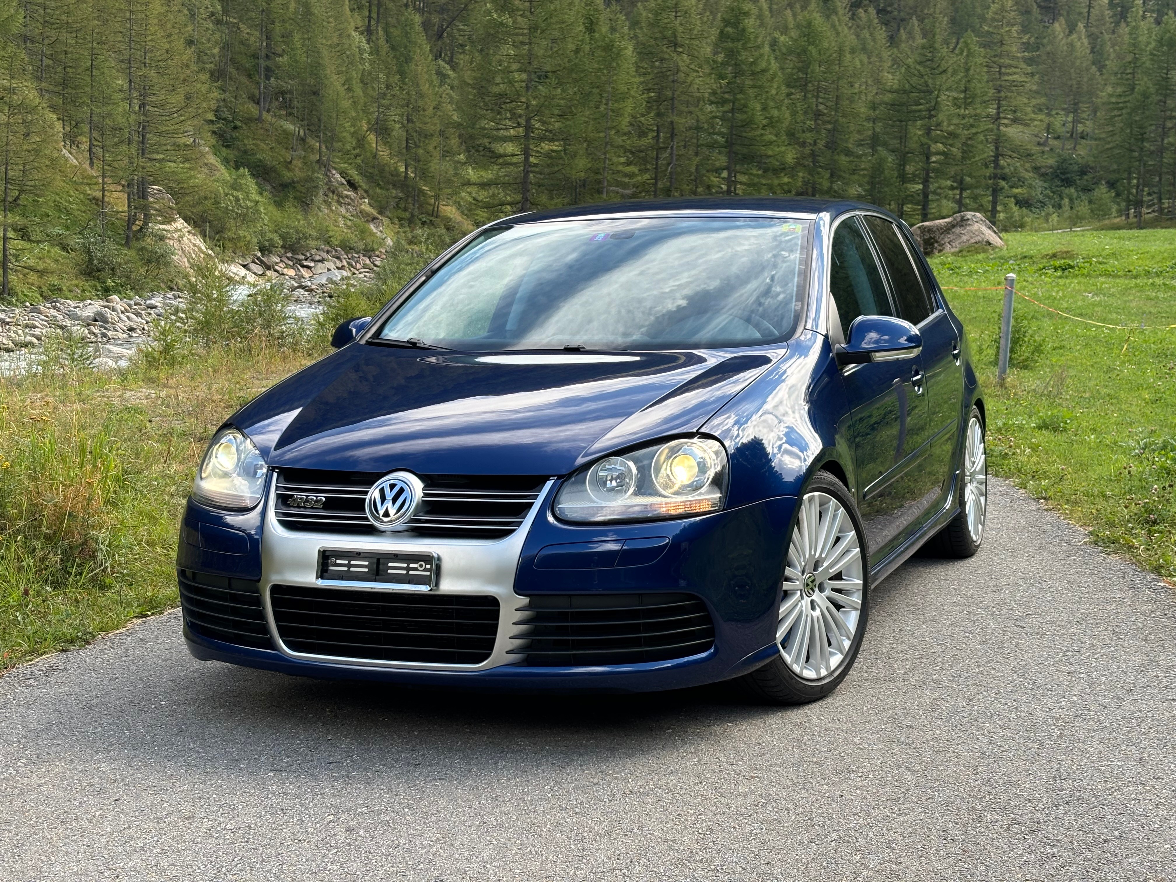 VW Golf R32 4Motion