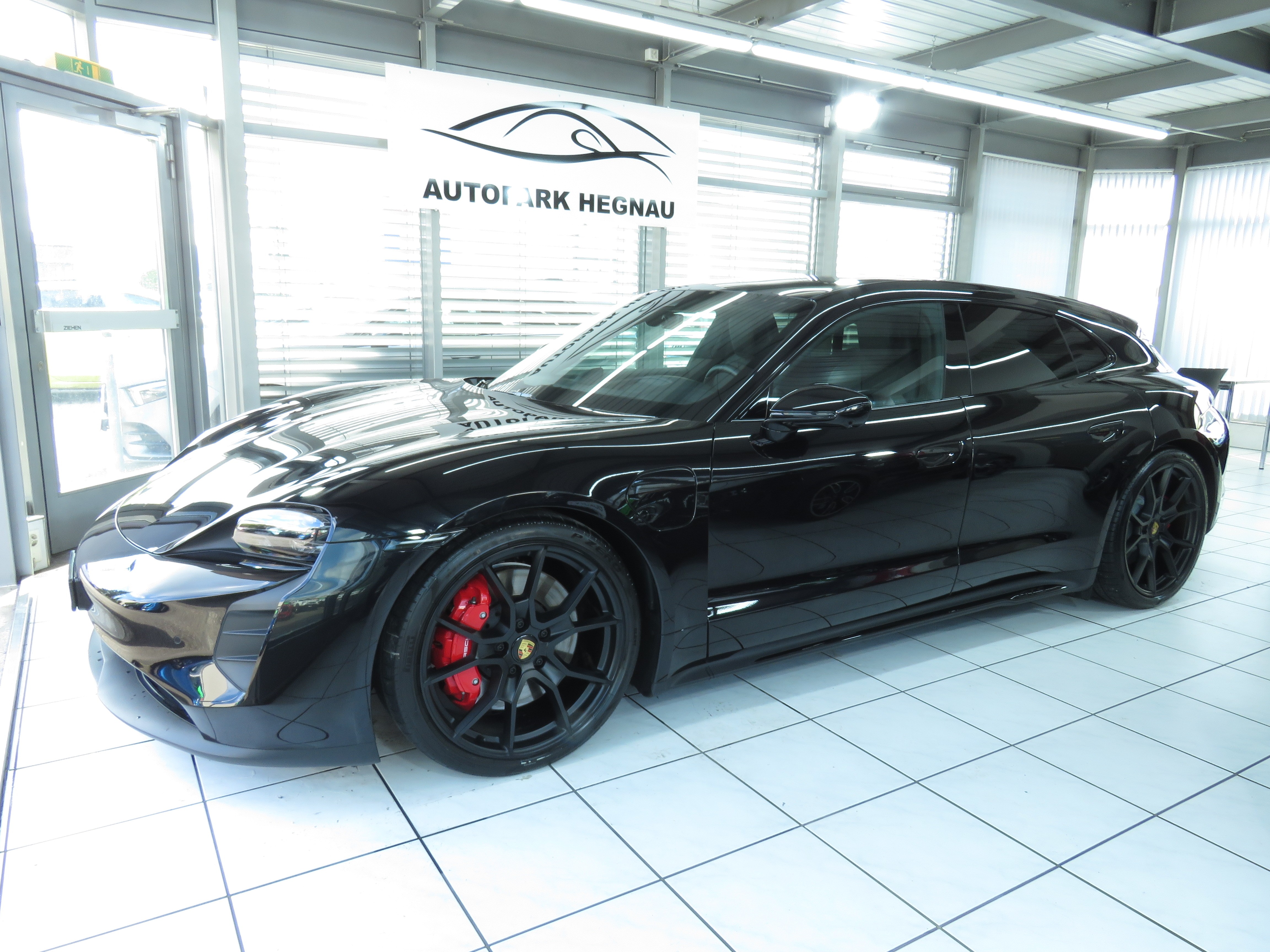 PORSCHE Taycan GTS Sport Turismo Performance Plus 93,4kWh