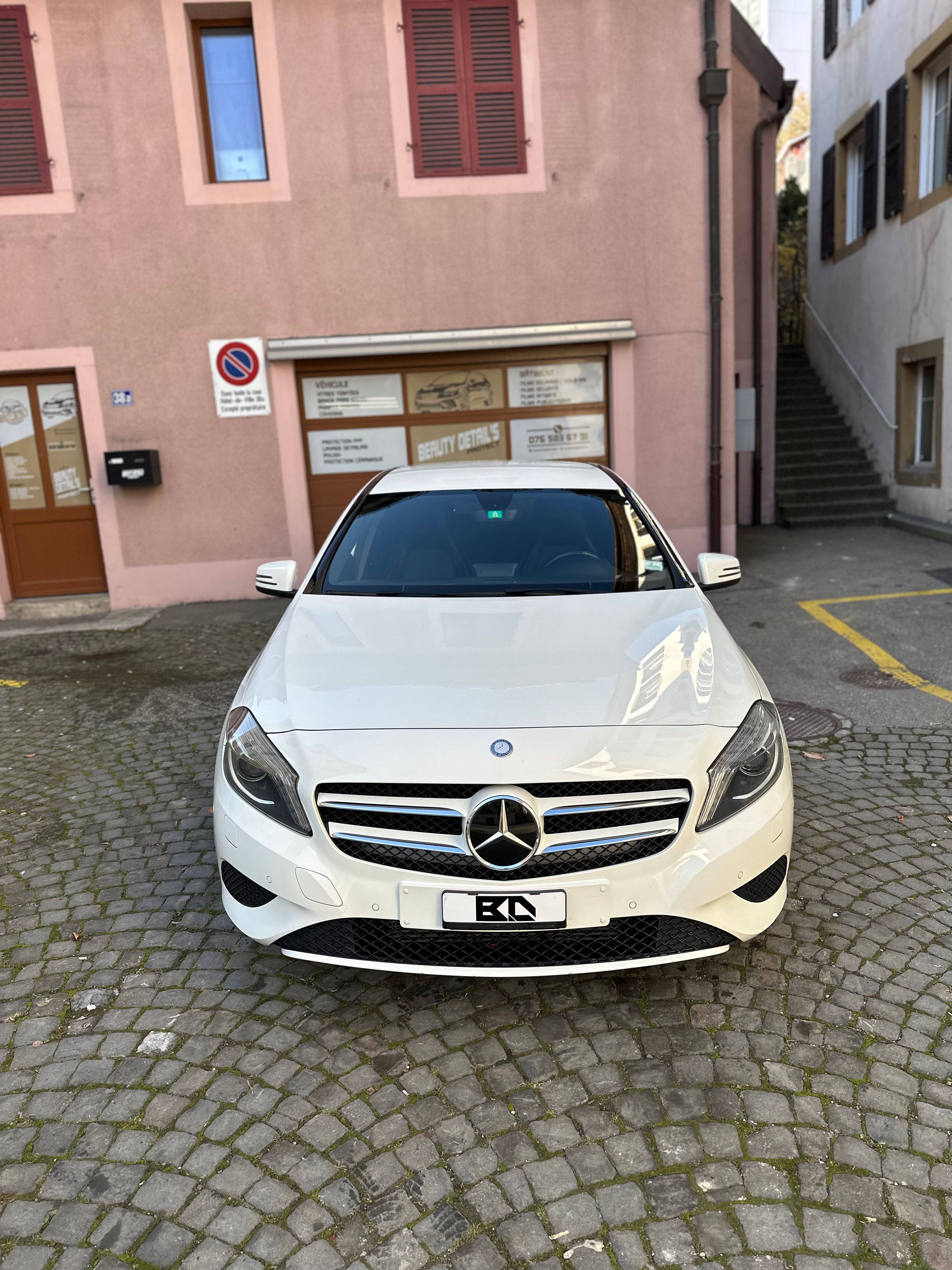 MERCEDES-BENZ A 180