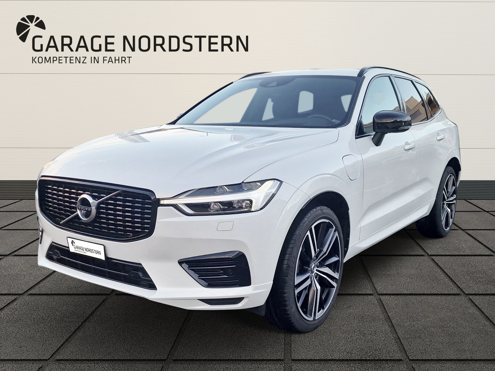 VOLVO XC60 2.0 T8 TE R-Design eAWD