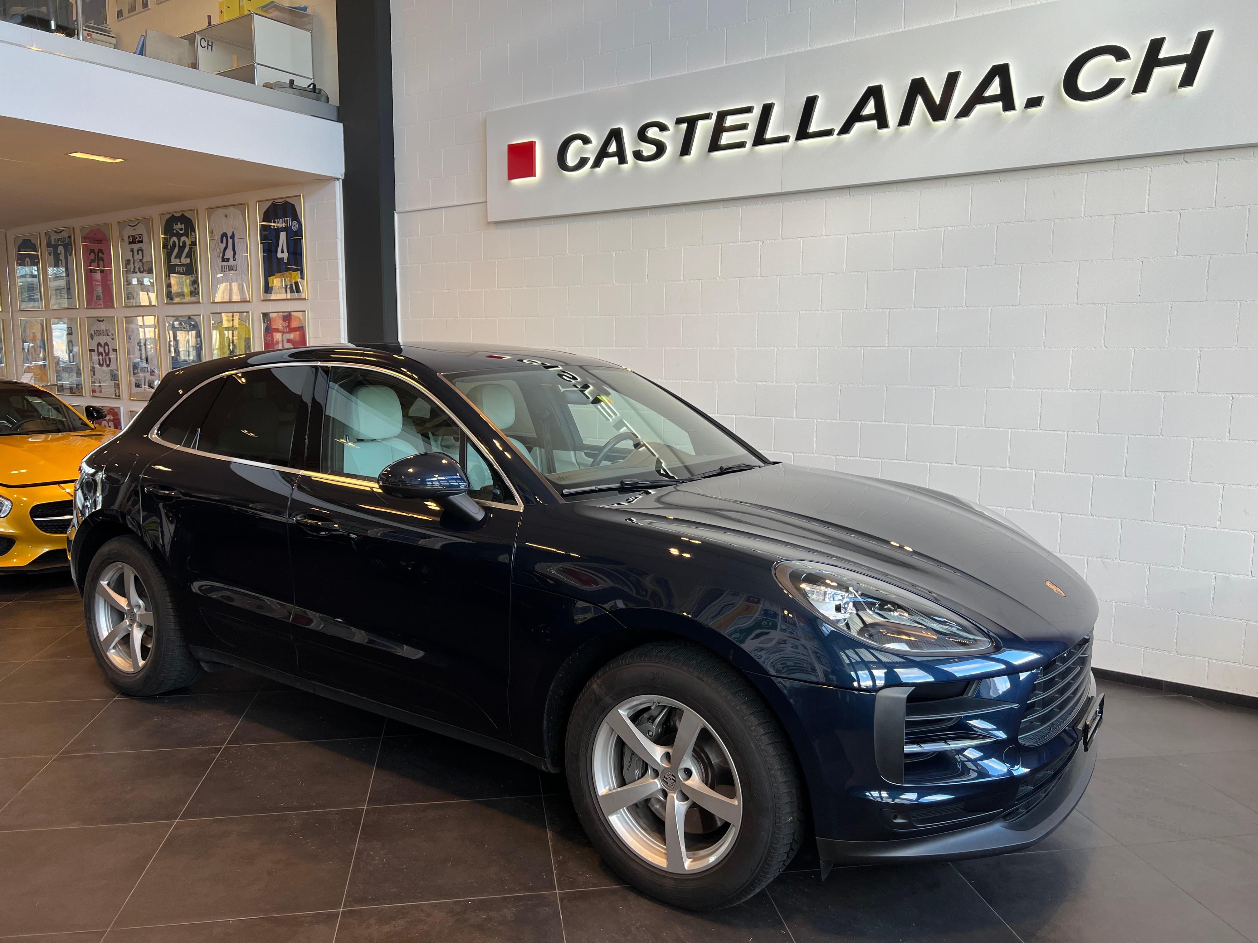 PORSCHE Macan S PDK