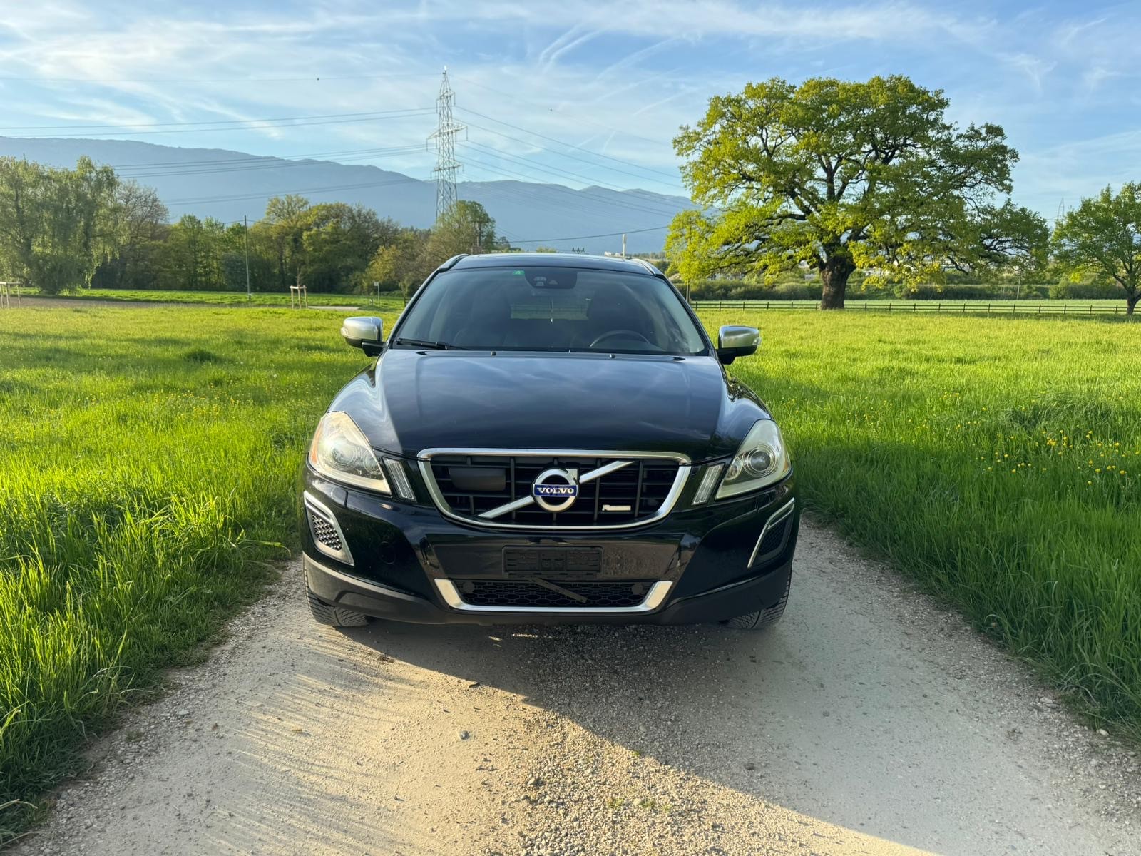 VOLVO XC60 D5 AWD Kinetic R-Design Geartronic