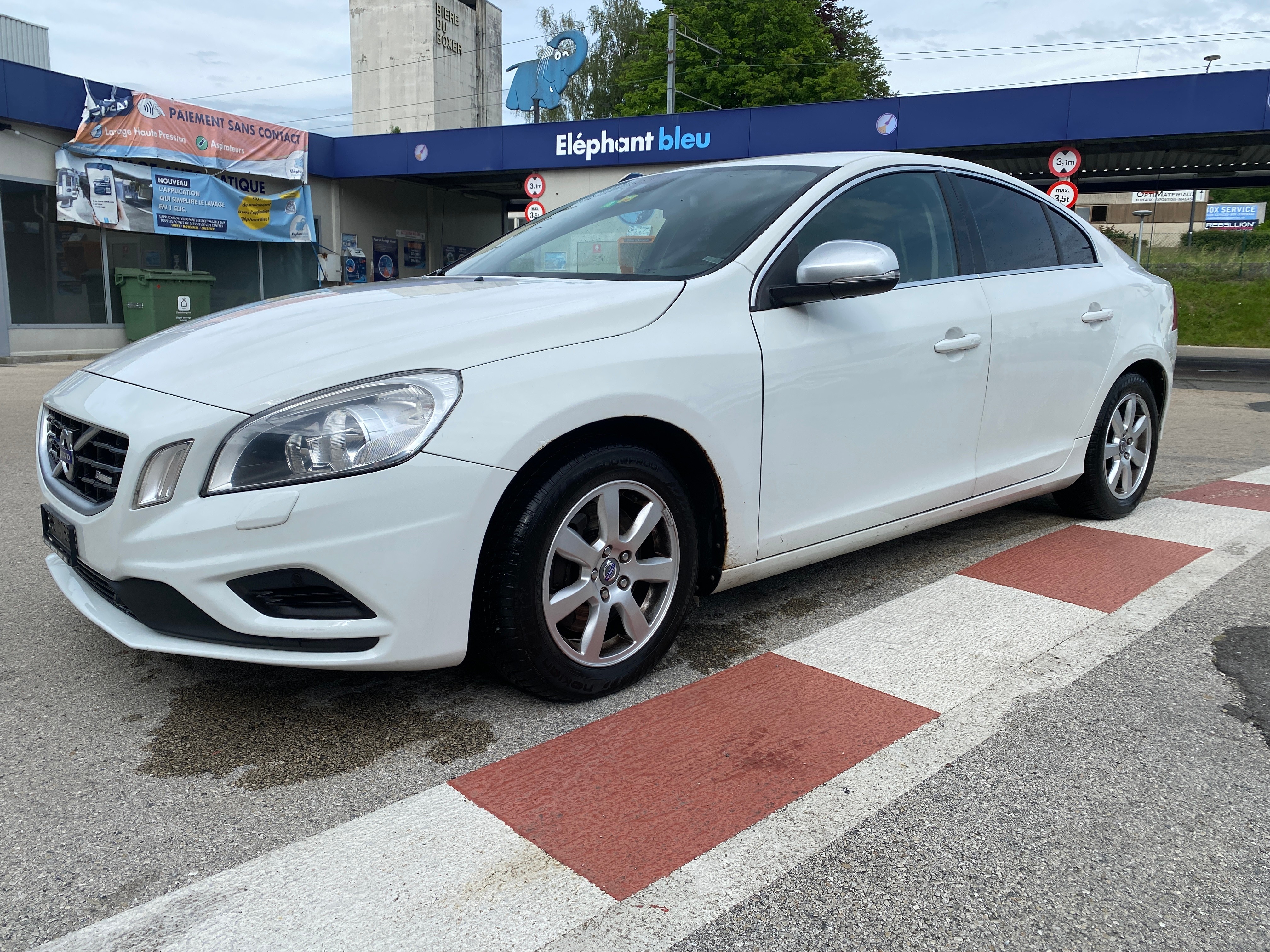 VOLVO S60 D5 AWD R-Design Geartronic