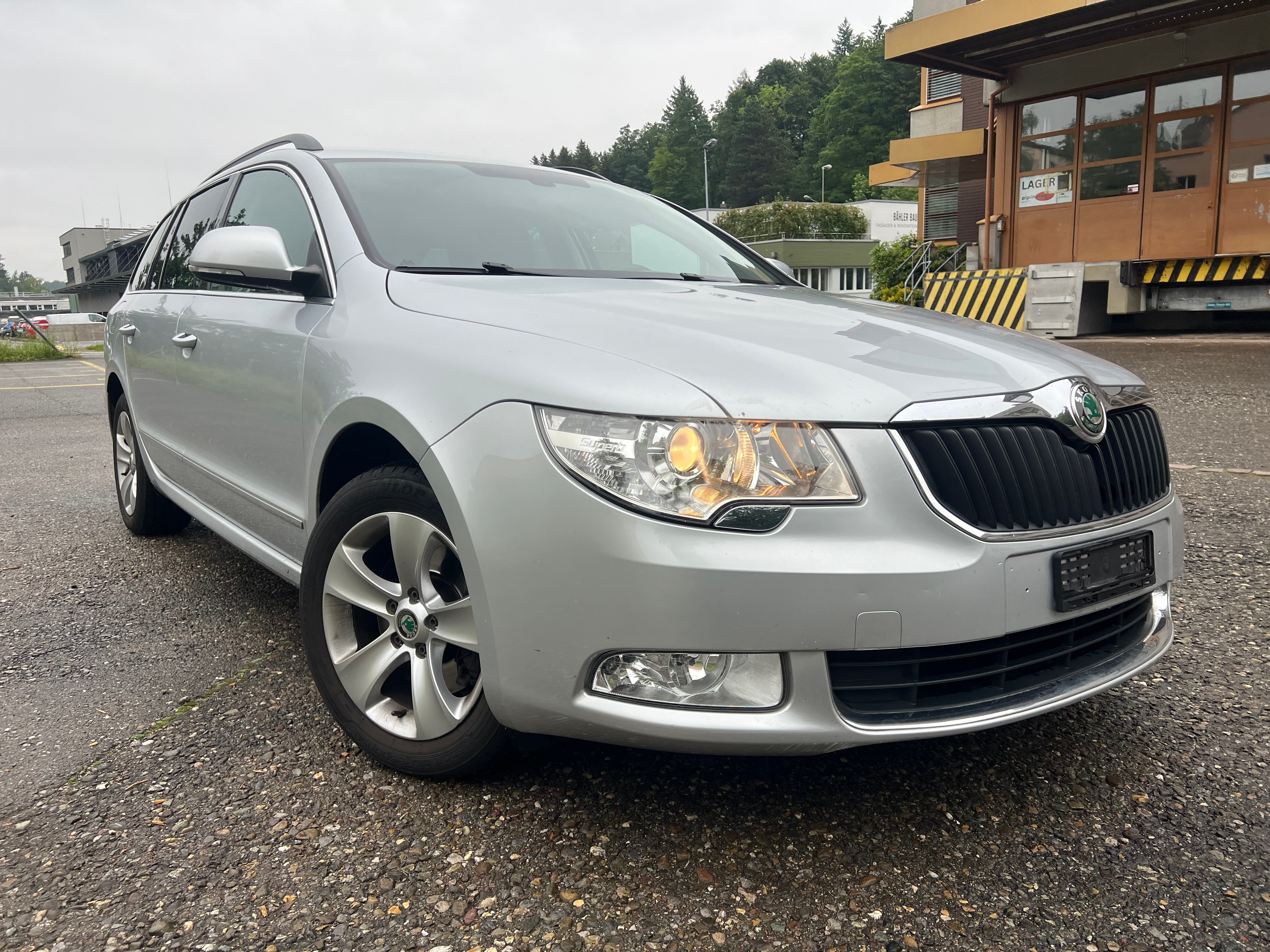 SKODA Superb Combi 1.8 TSI Elegance DSG