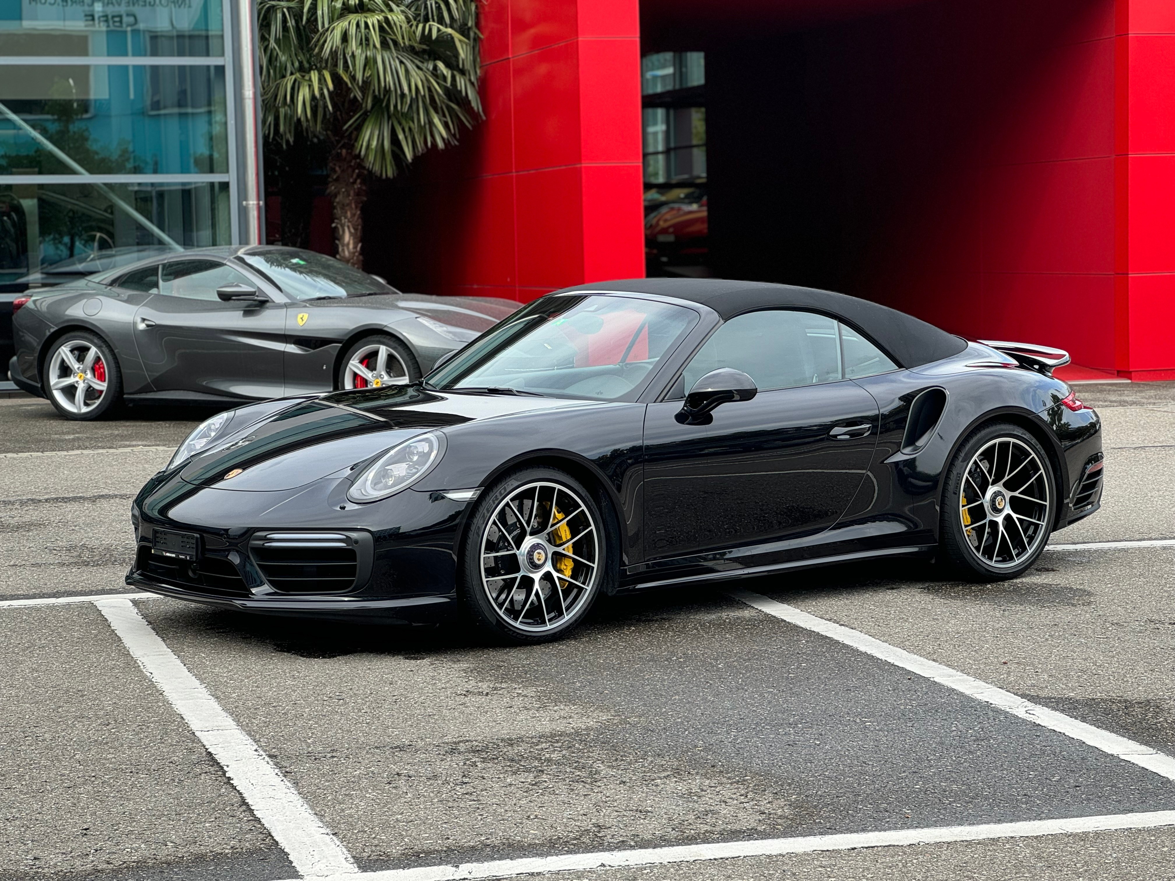 PORSCHE 911 Turbo S Cabrio PDK