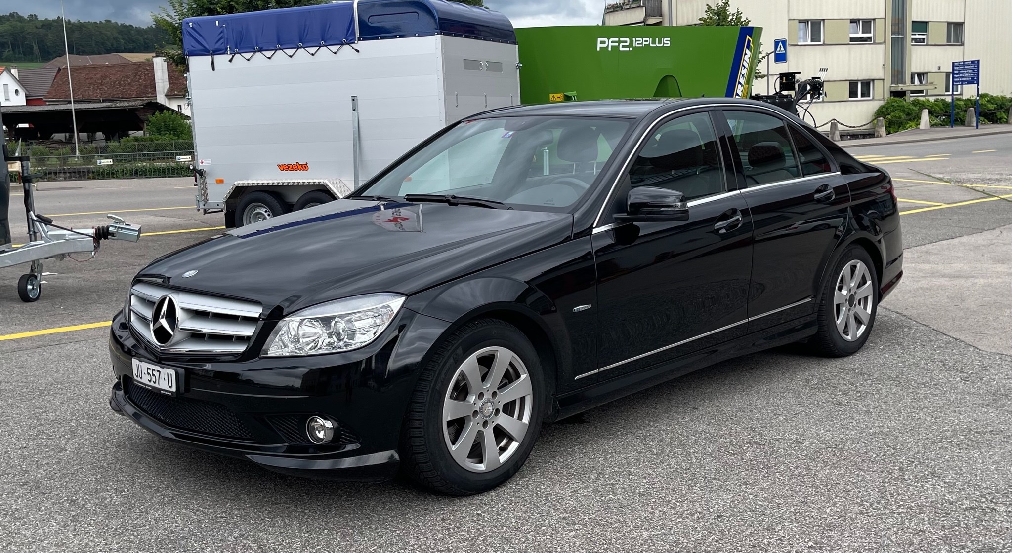 MERCEDES-BENZ C 180 Kompressor BlueEfficiency White Star