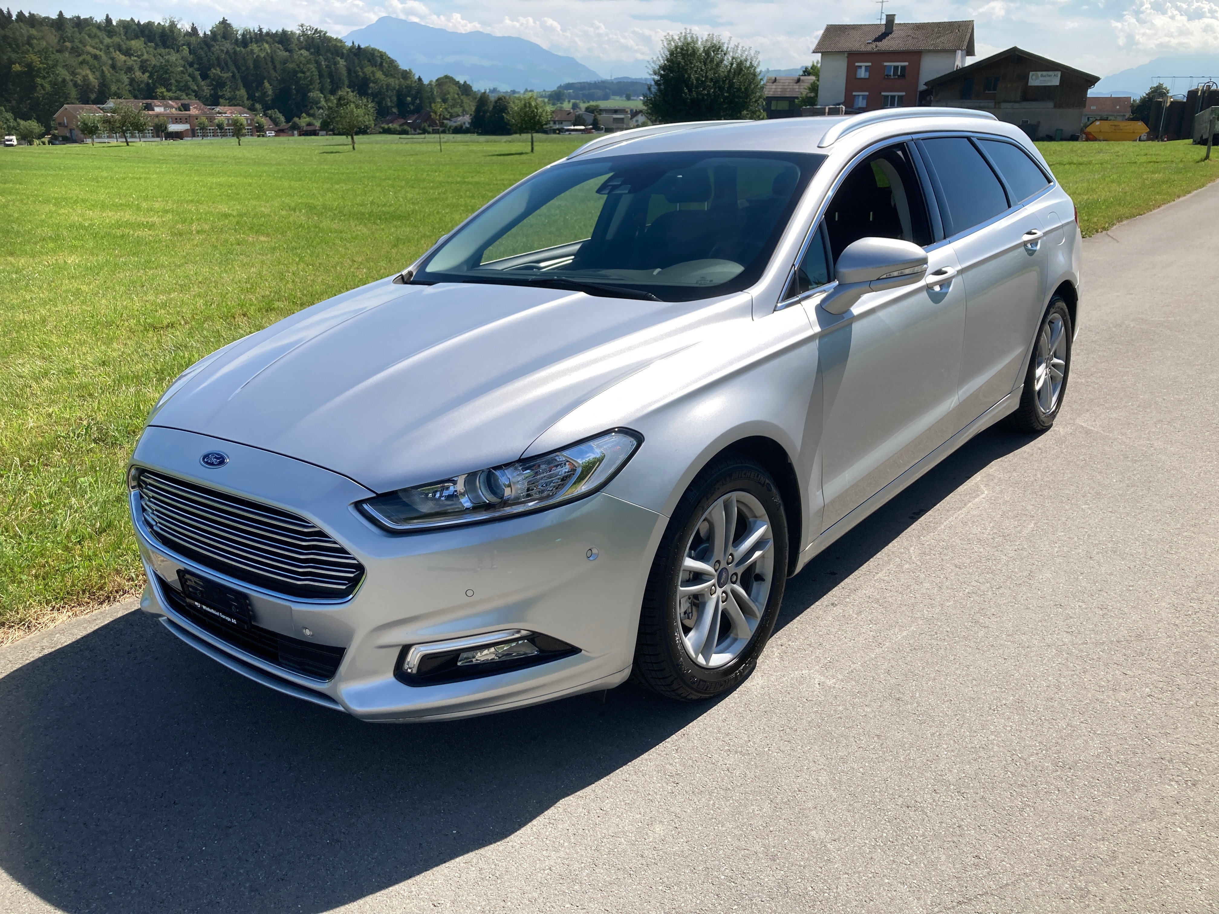 FORD Mondeo 2.0 TDCi Titanium AWD PowerShif *mit Anhängerkupplung*t