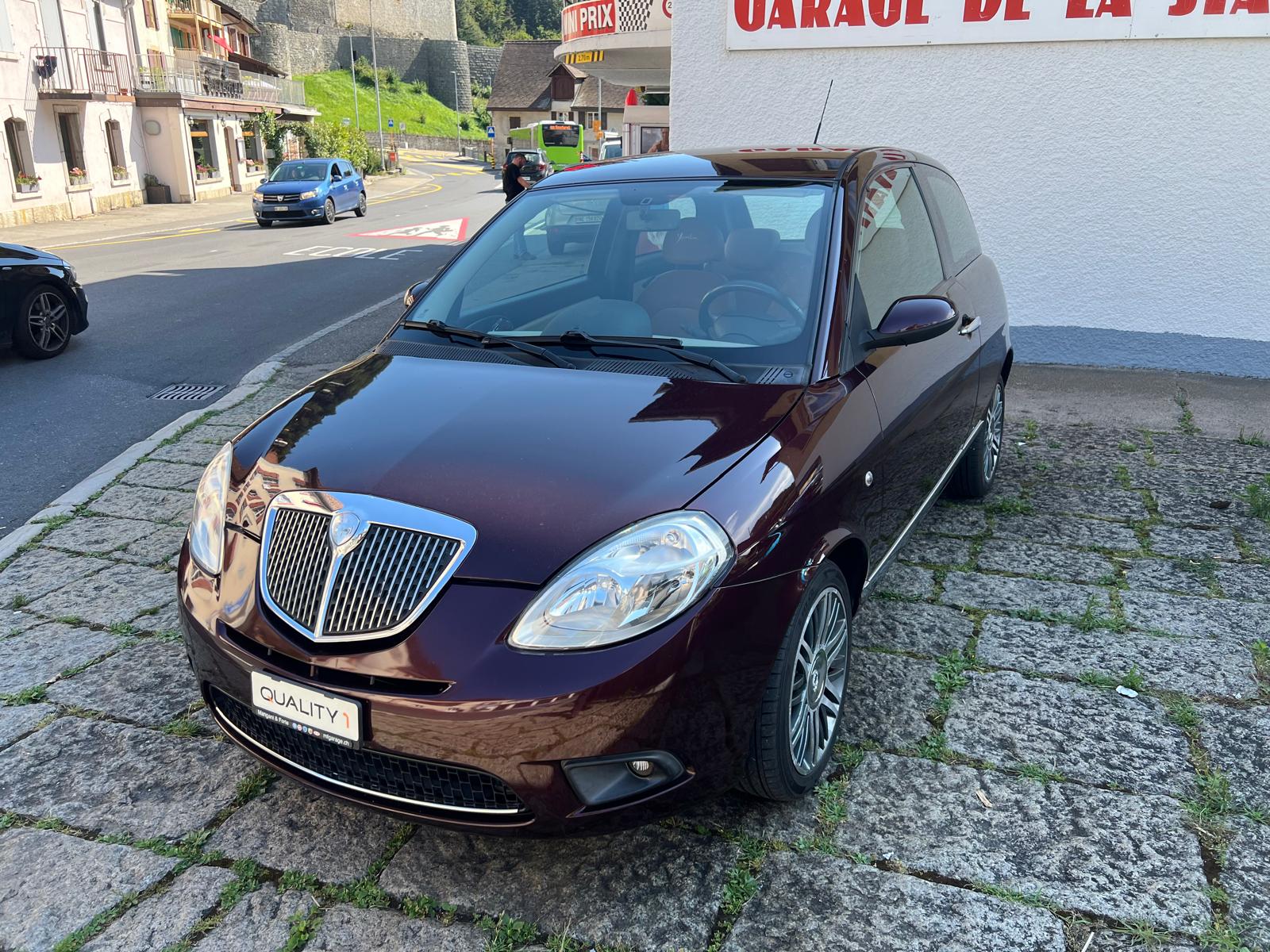 LANCIA Ypsilon 1.4 16V Oro