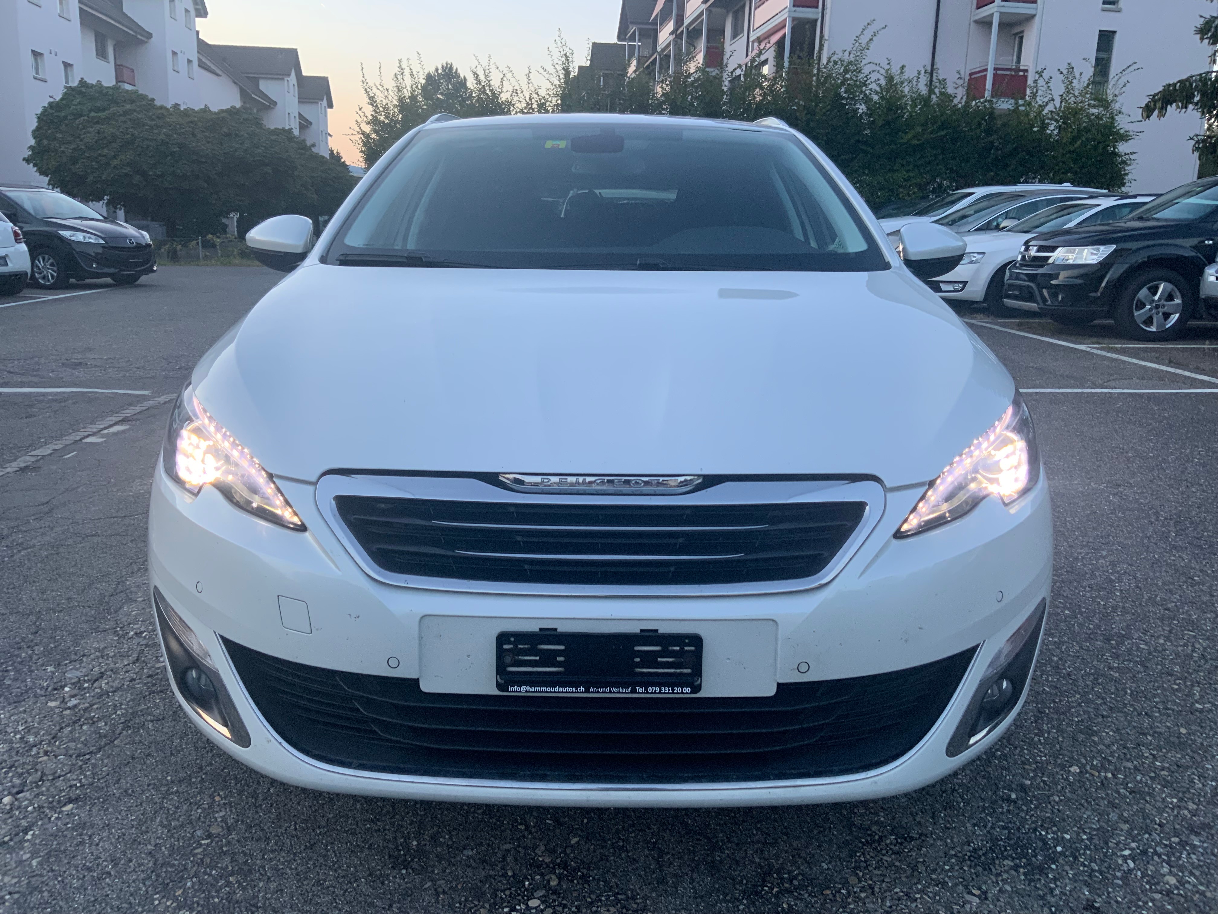 PEUGEOT 308 SW 1.2 THP Active