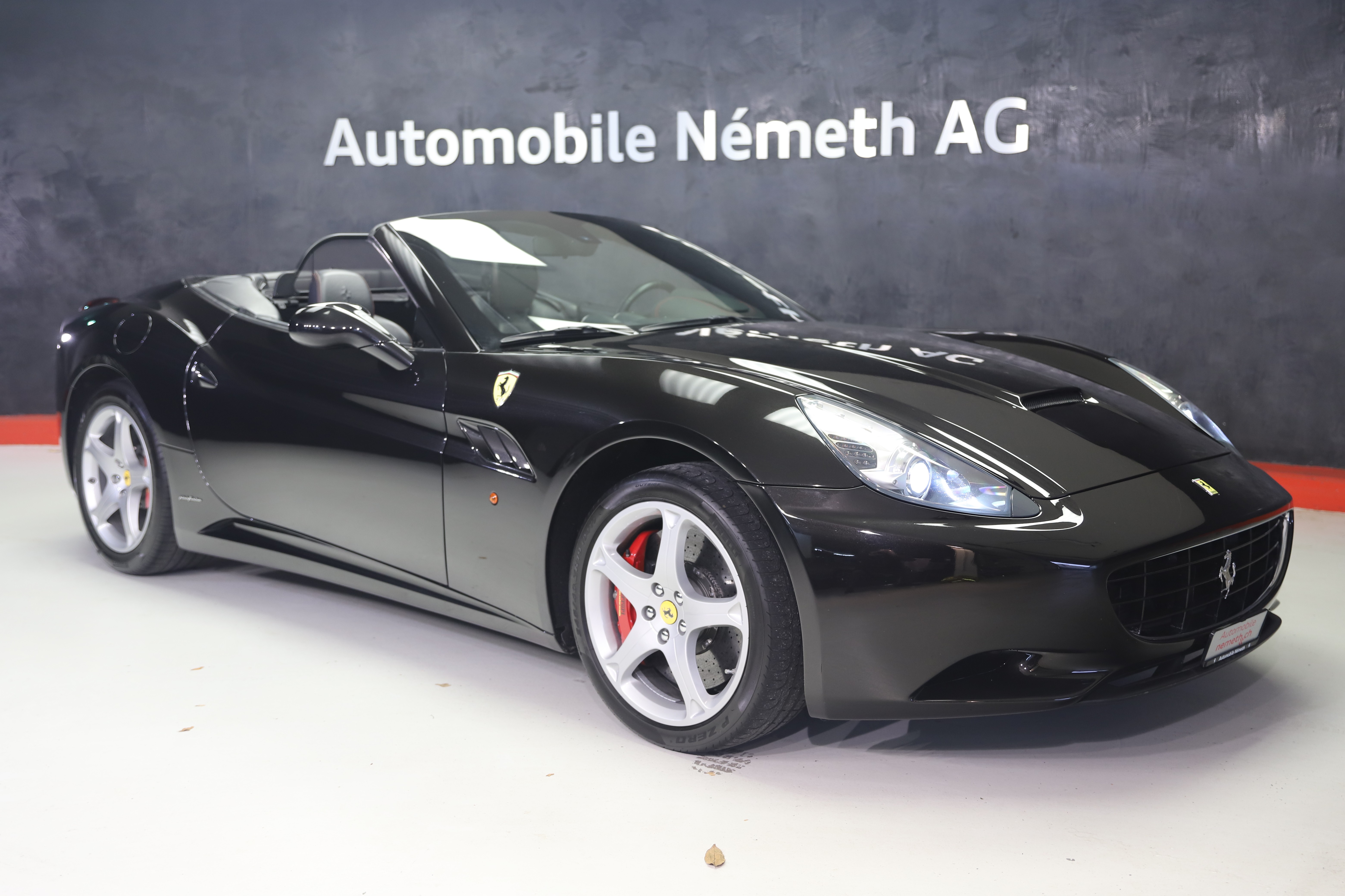 FERRARI California 4.3 V8