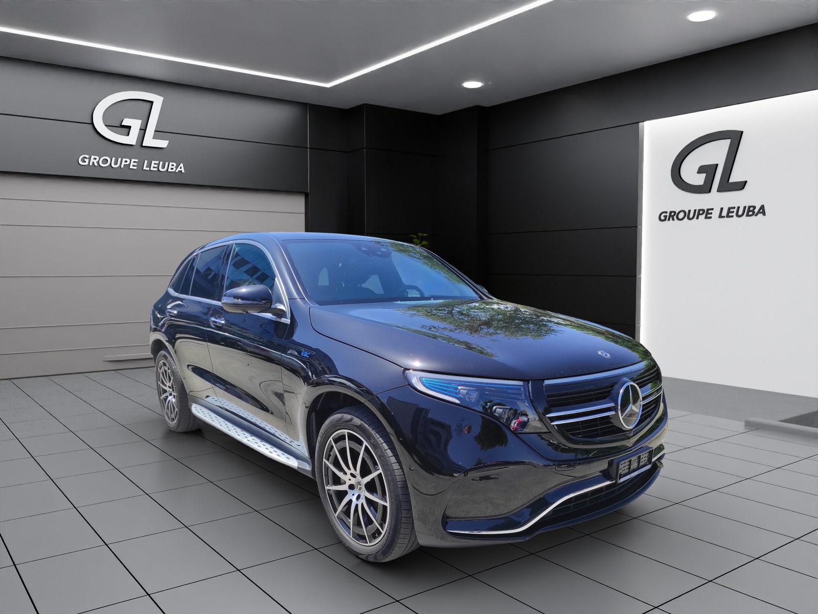 MERCEDES-BENZ EQC 400 AMG Line 4Matic