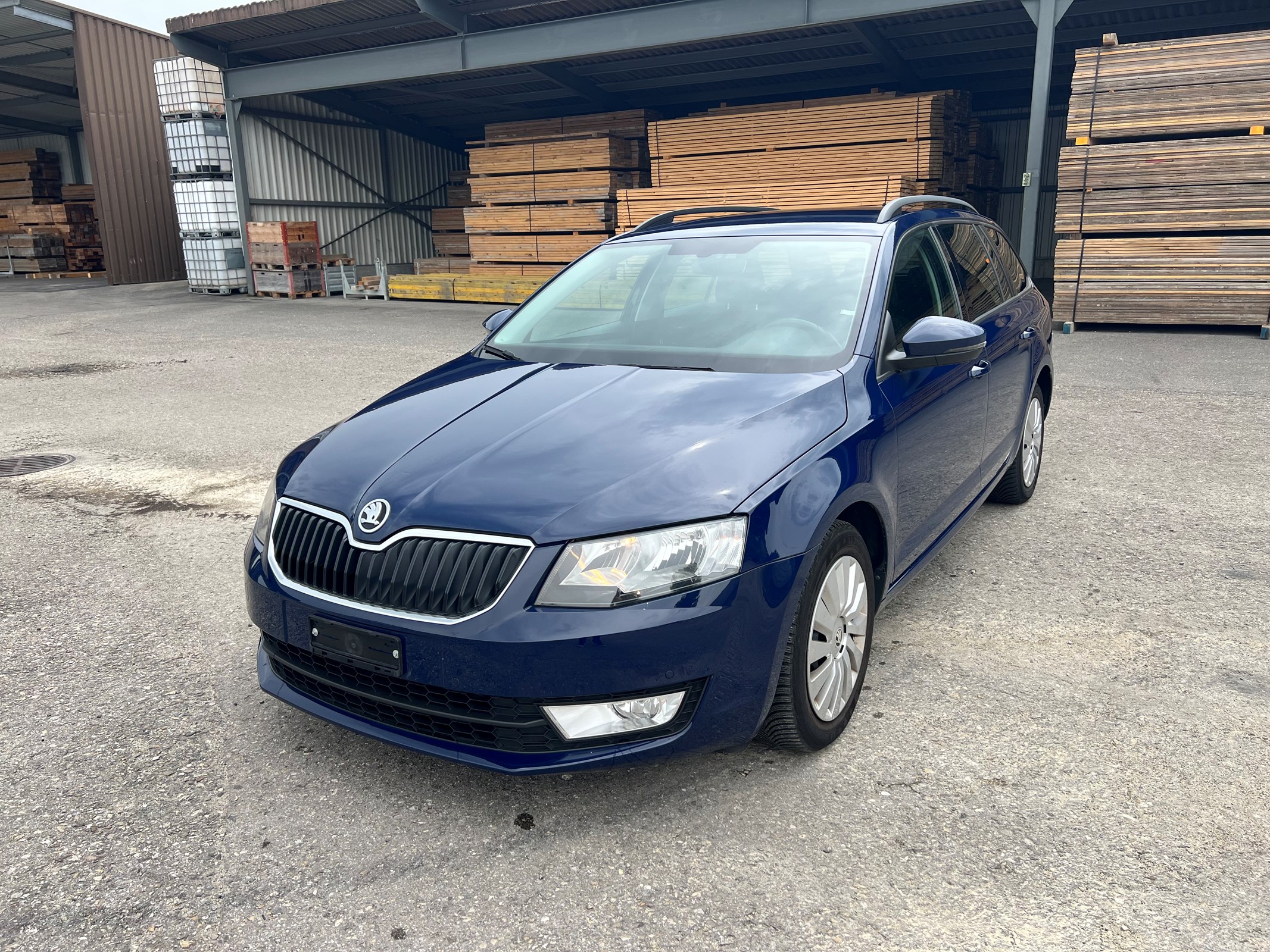 SKODA Octavia Combi 1.6 TDI Ambition DSG