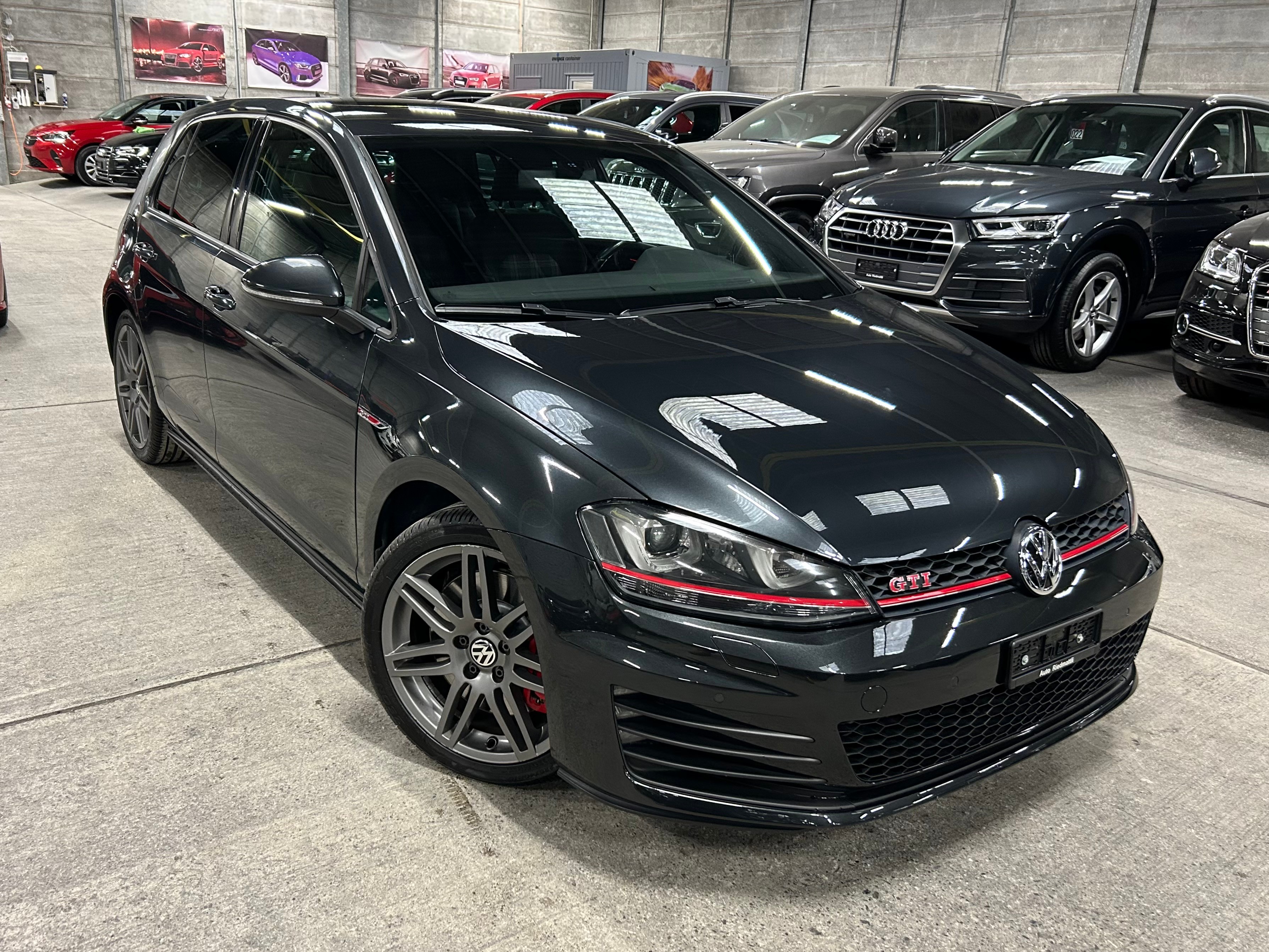 VW Golf 2.0 TSI GTI Performance DSG