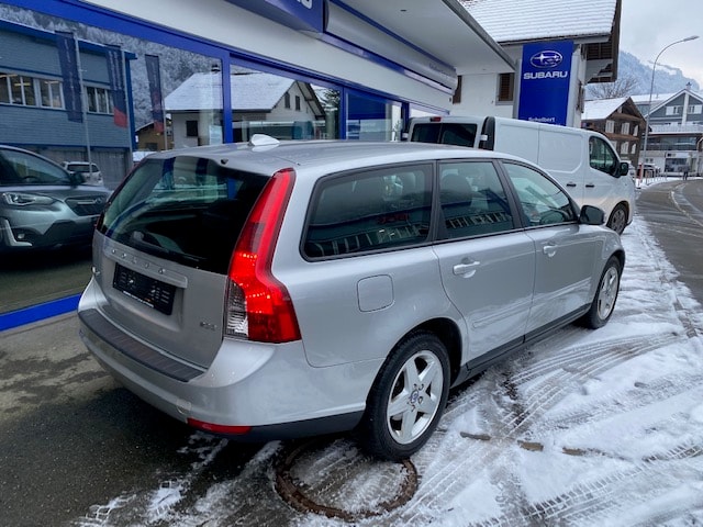 VOLVO V50 2.0D Momentum