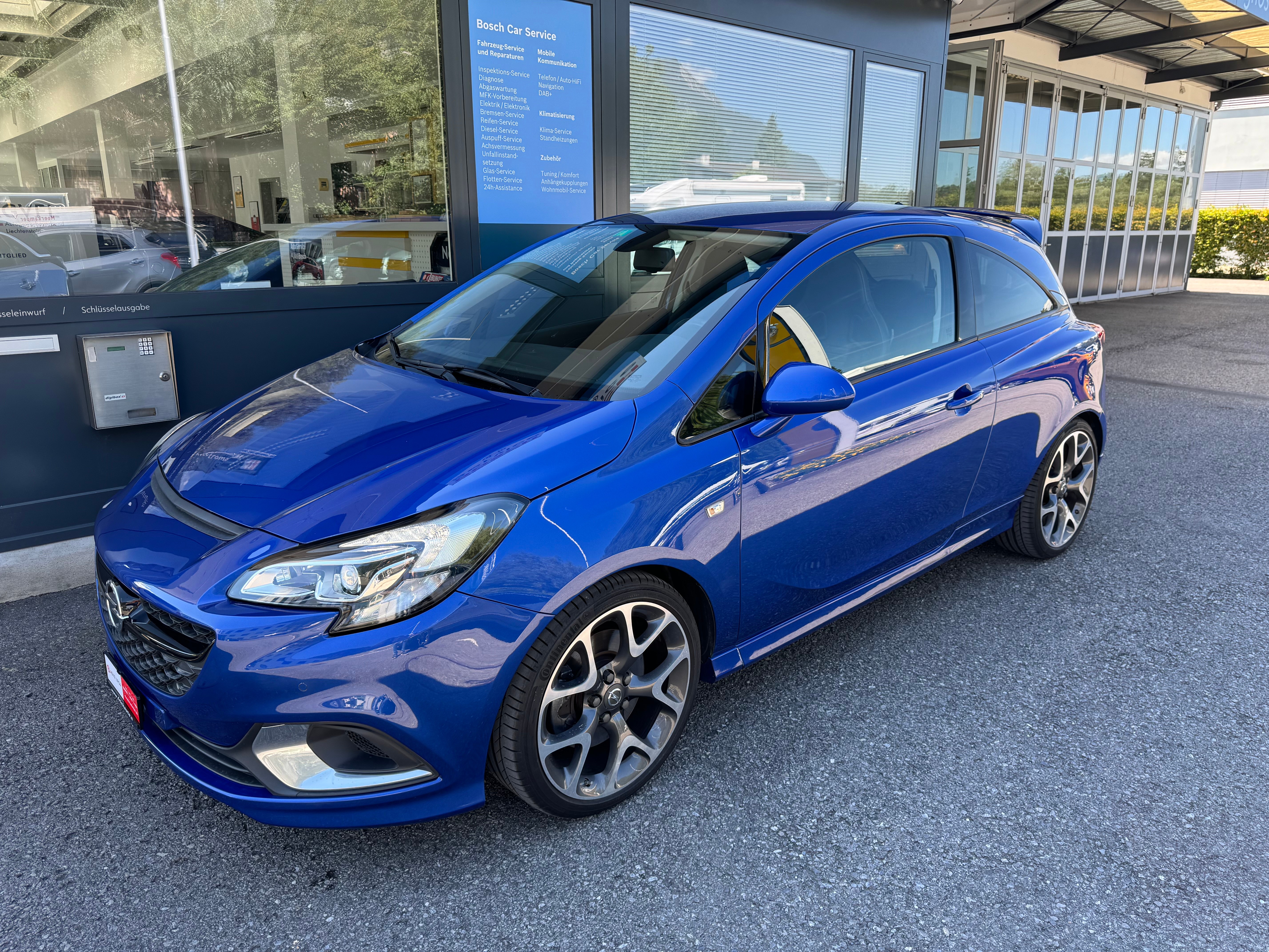 OPEL Corsa 1.6 Turbo OPC