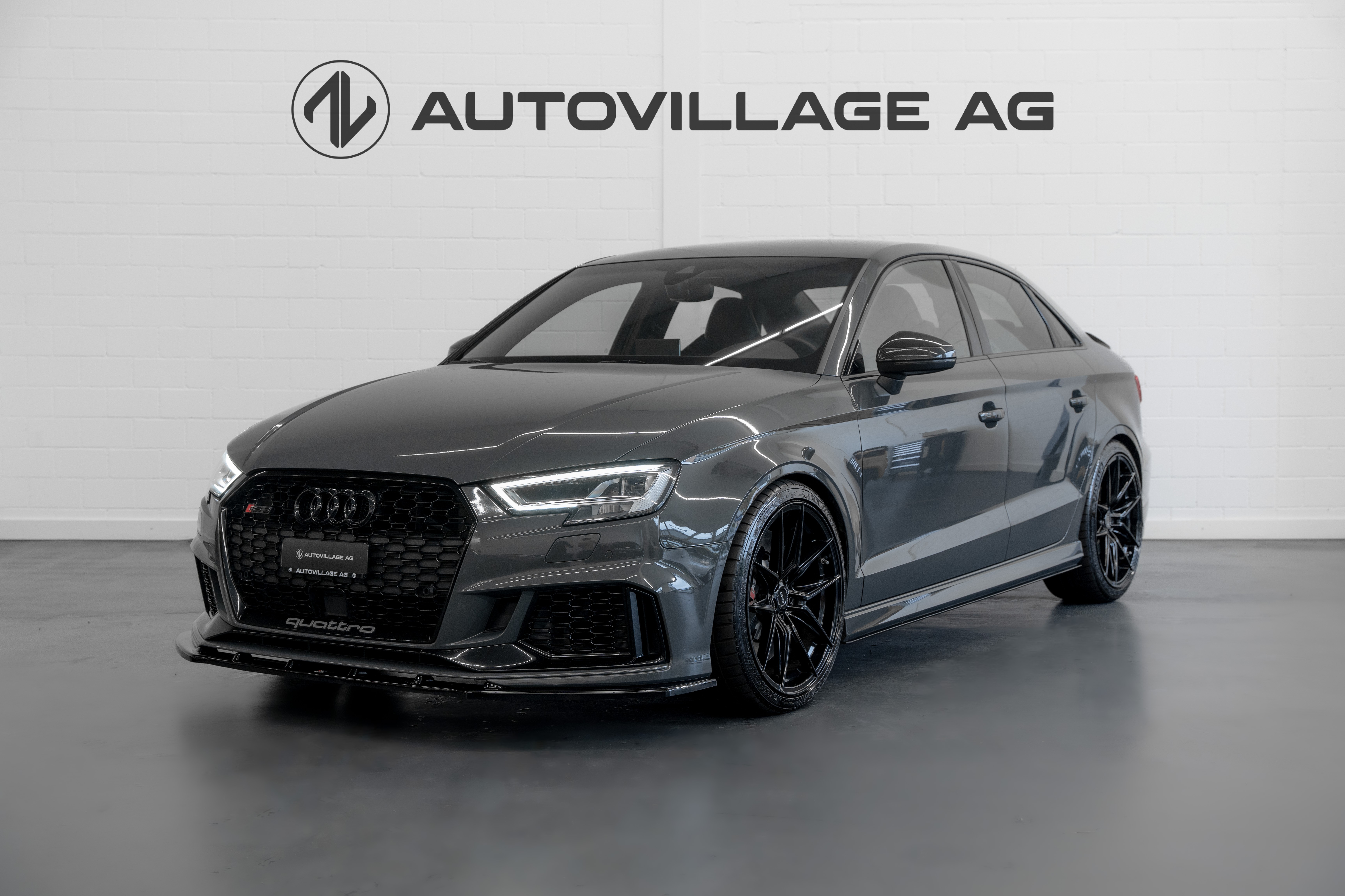 AUDI RS3 Limousine 2.5 TSI quattro S-tronic