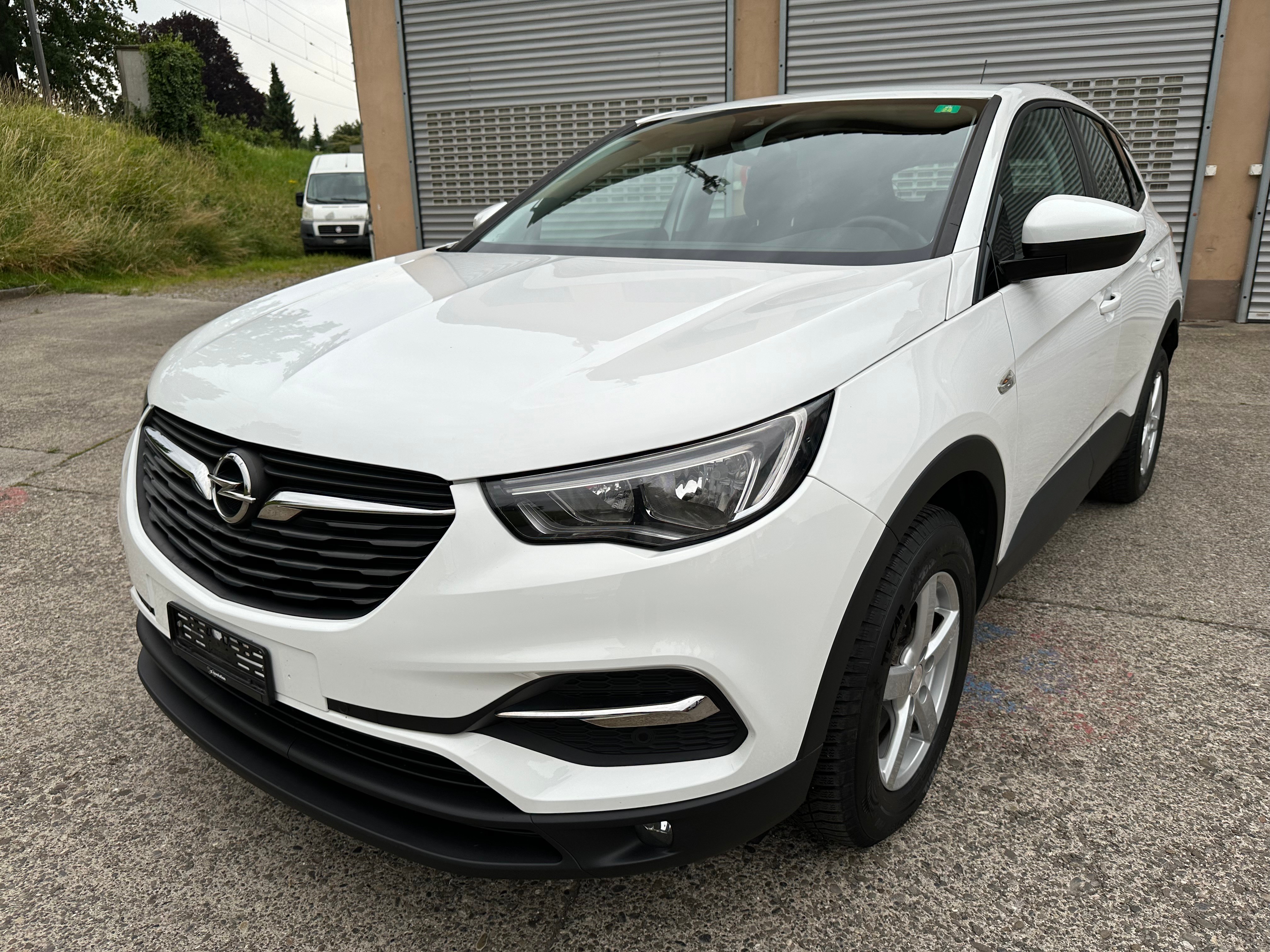 OPEL Grandland X 1.2i TP Enjoy Automatik