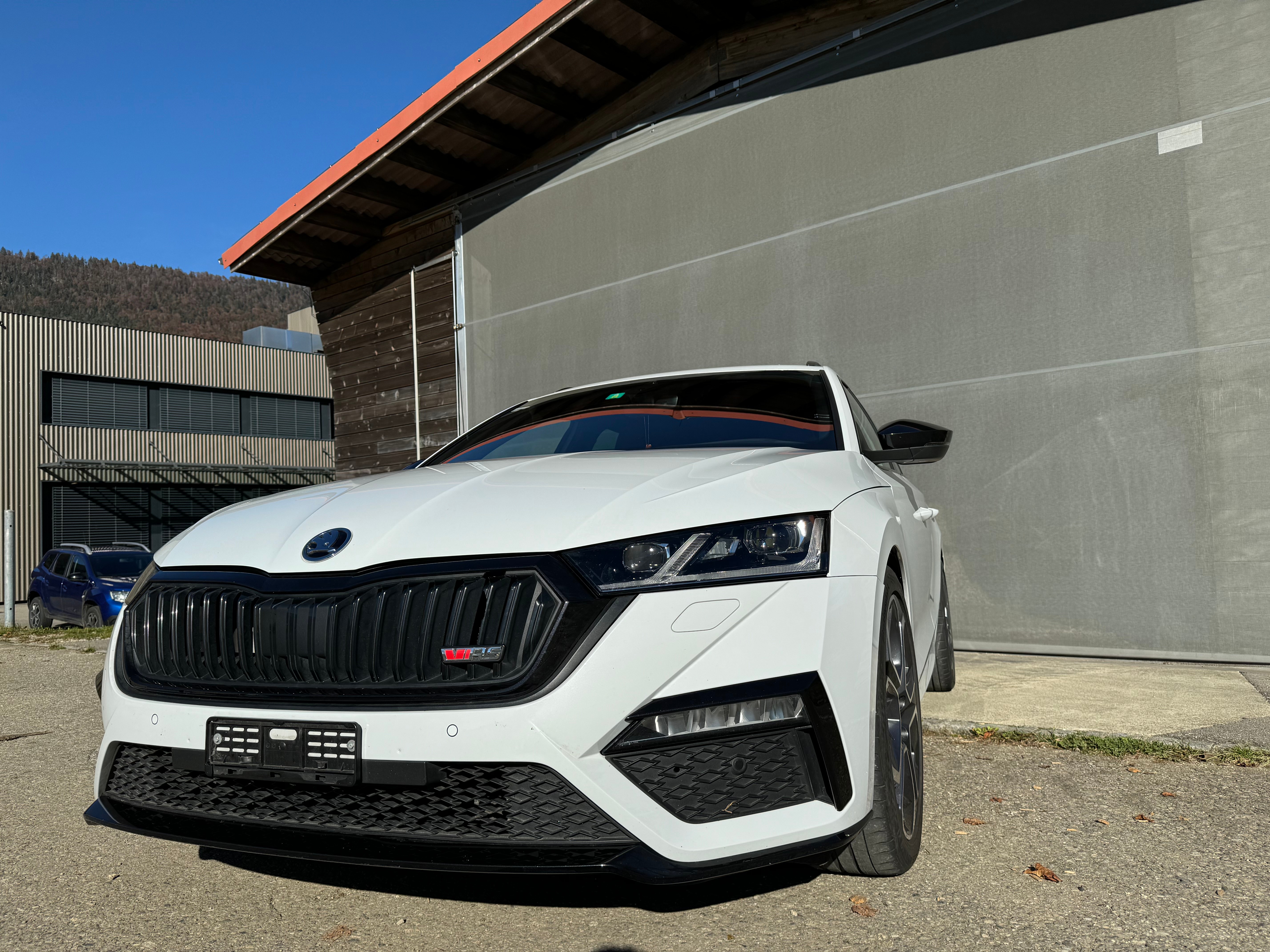 SKODA Octavia Combi 2.0 TSI DSG RS