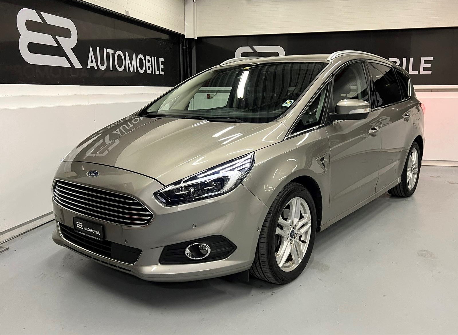 FORD S-Max 2.0 TDCi Titanium AWD PowerShift