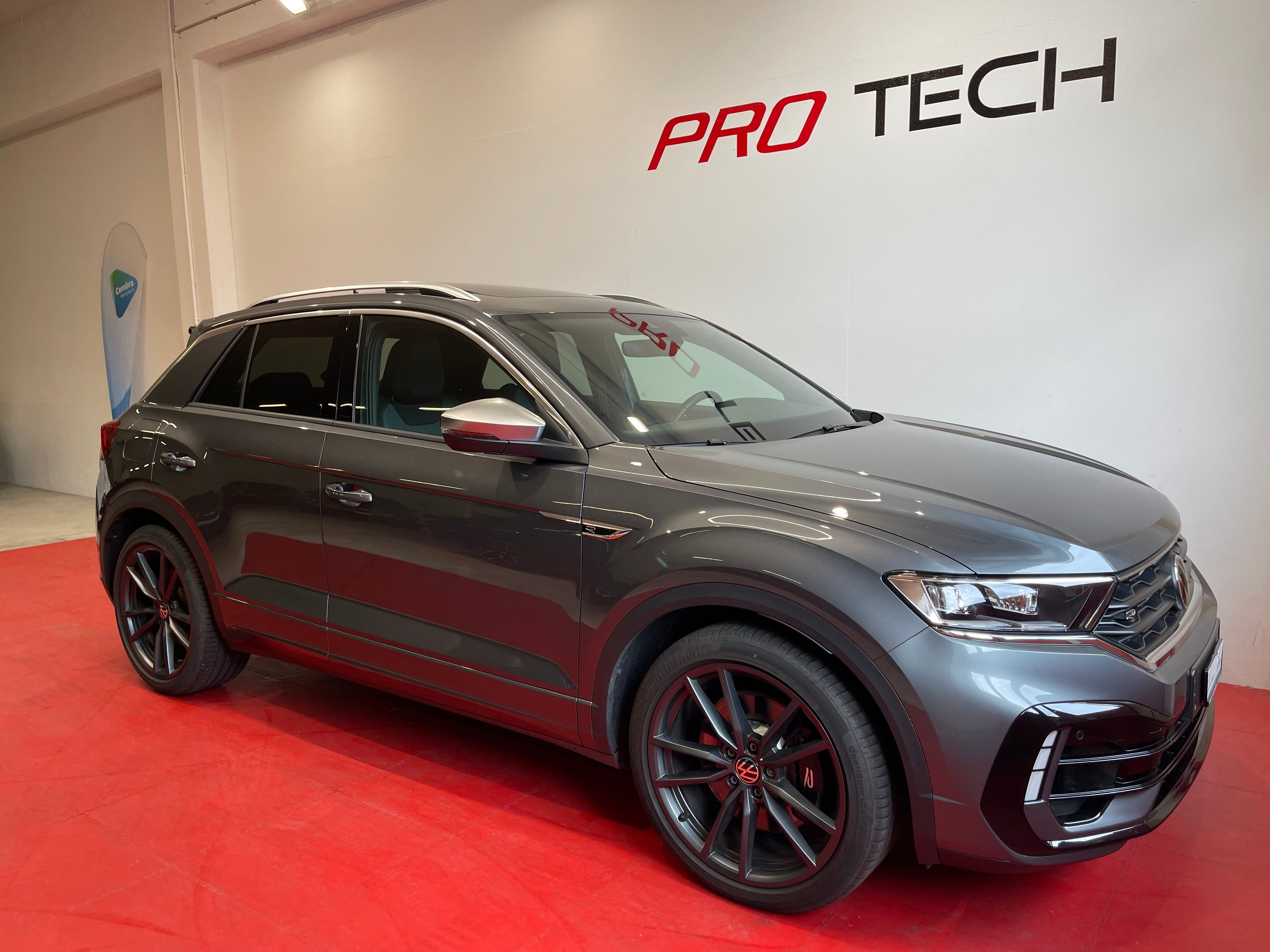 VW T-Roc 2.0 TSI R DSG 4Motion *AKRAPOVIC AHK*