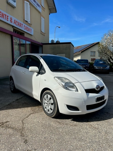 TOYOTA Yaris 1.33 Linea Terra