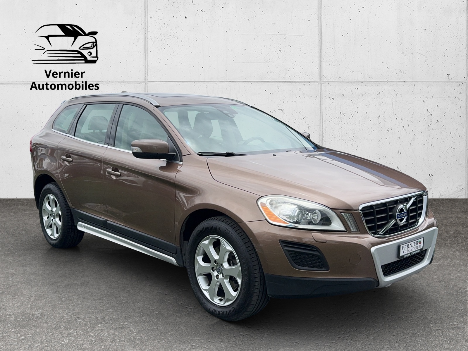 VOLVO XC60 2.0T Summum Powershift