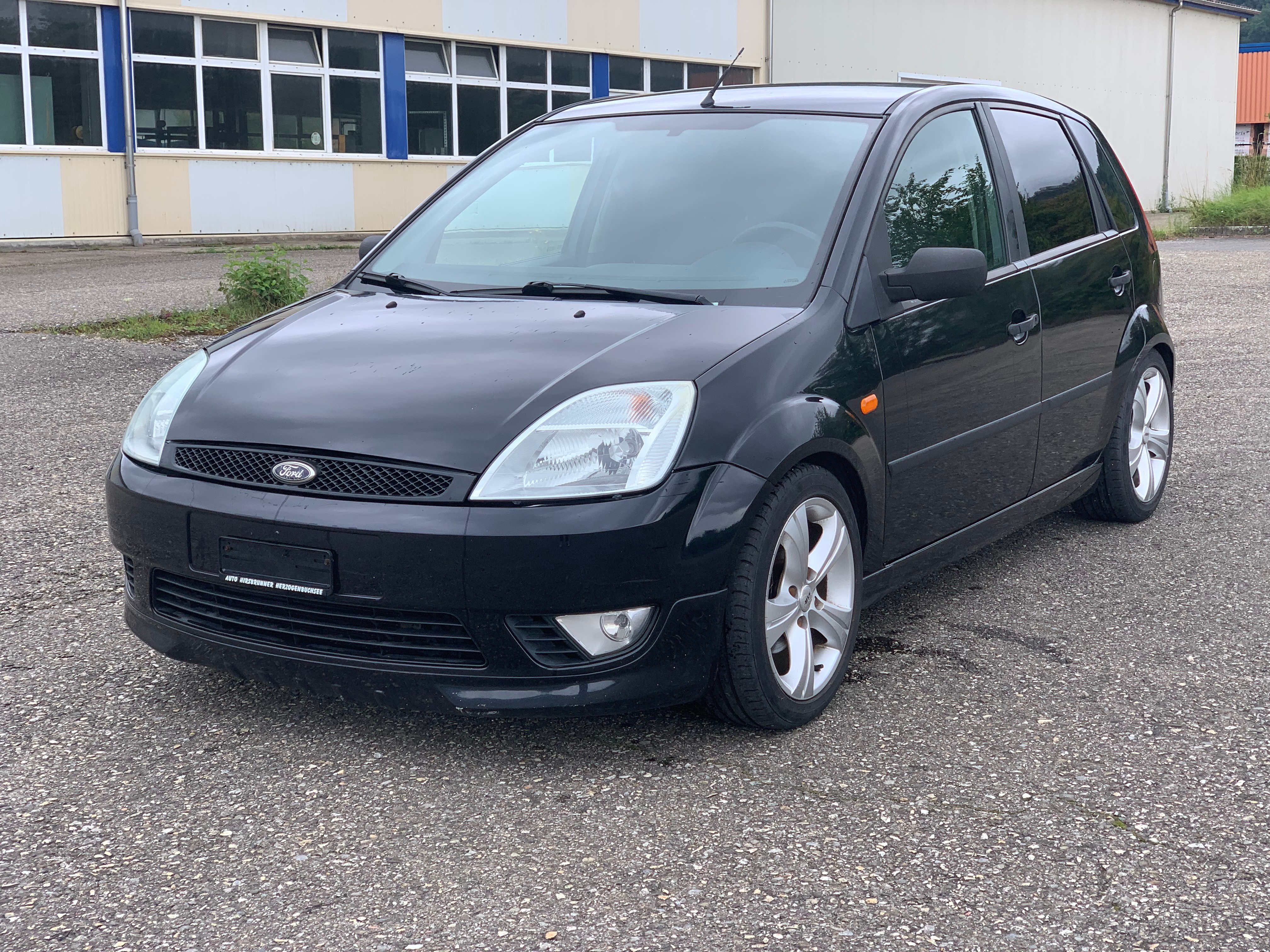 FORD Fiesta 1.6 16V Trend