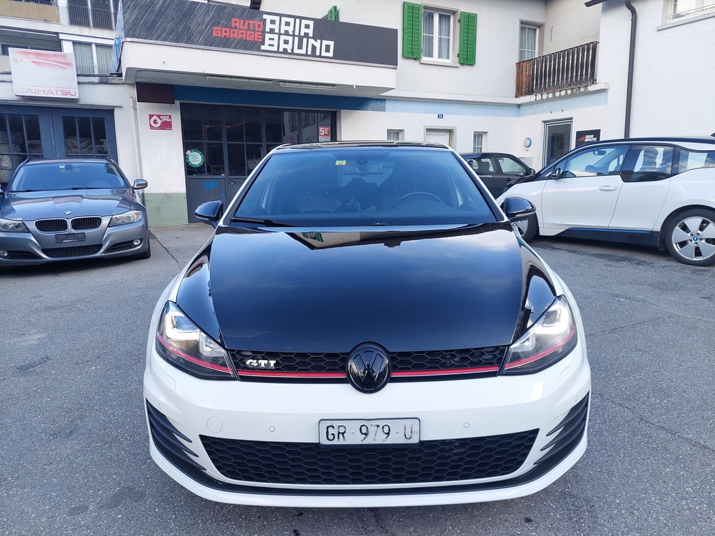 VW Golf 2.0 TSI GTI